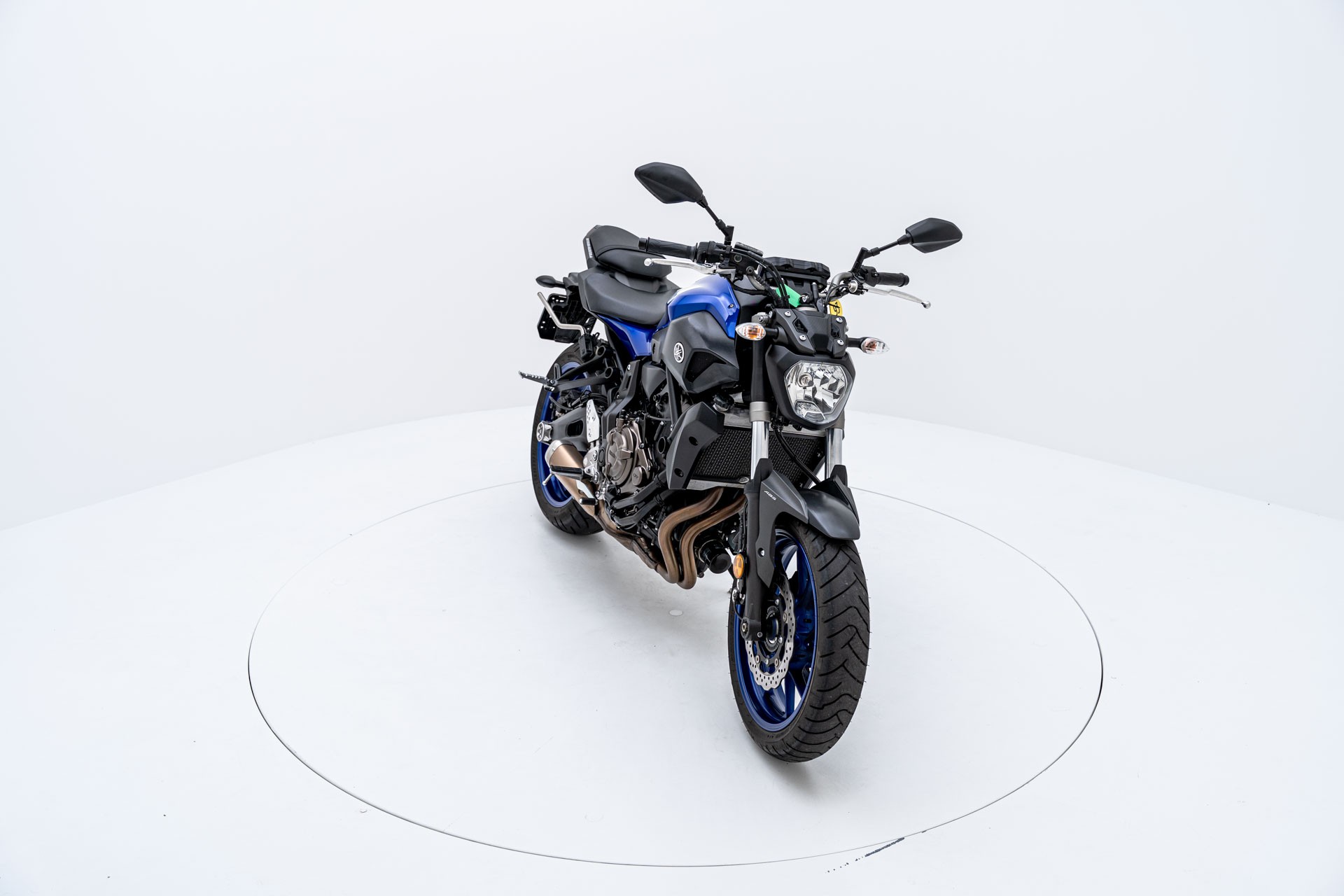 YAMAHA MT-07 ABS-showroom-element-1