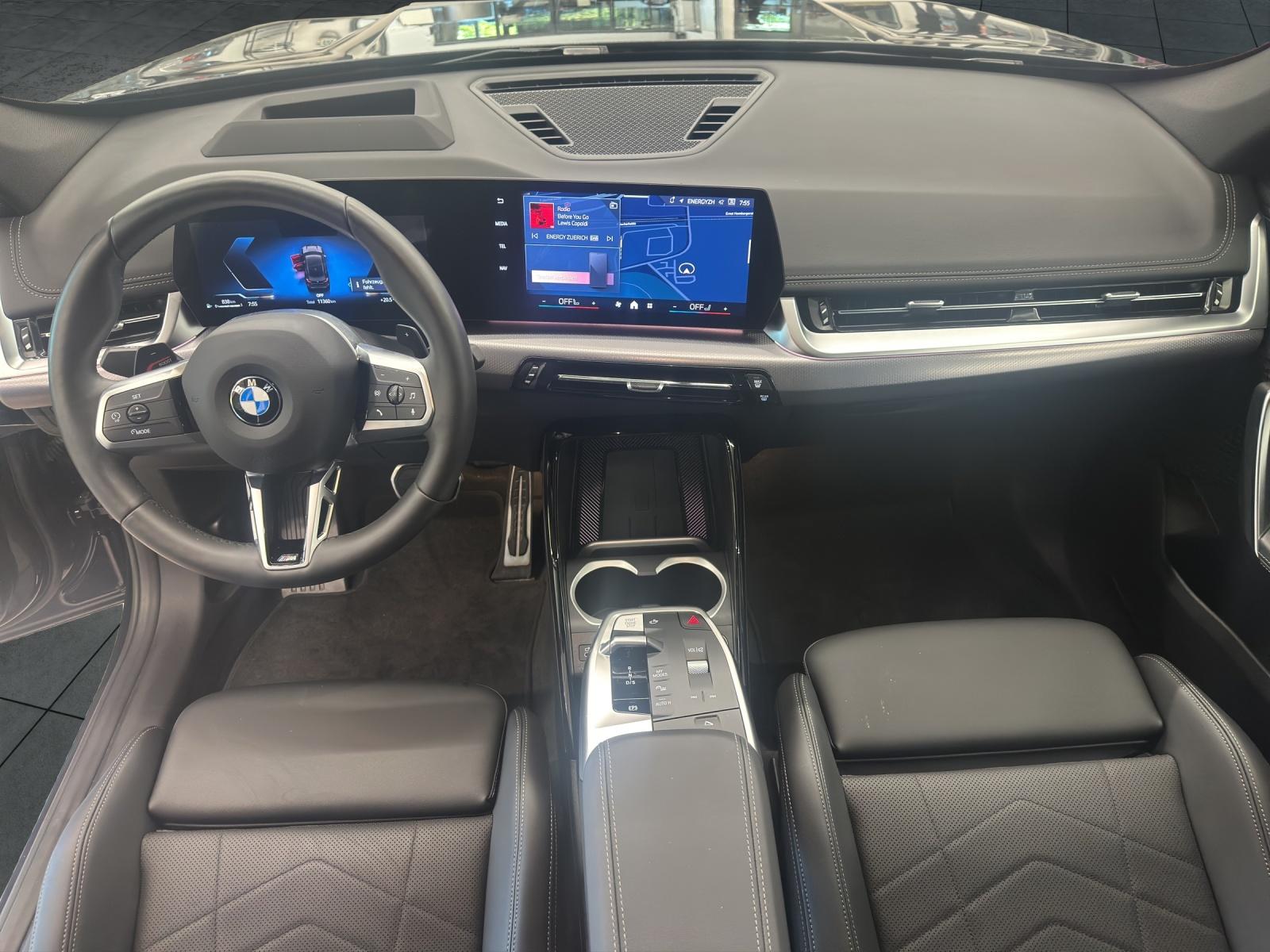 BMW X1 23i xDrive M Sportpaket-image-9