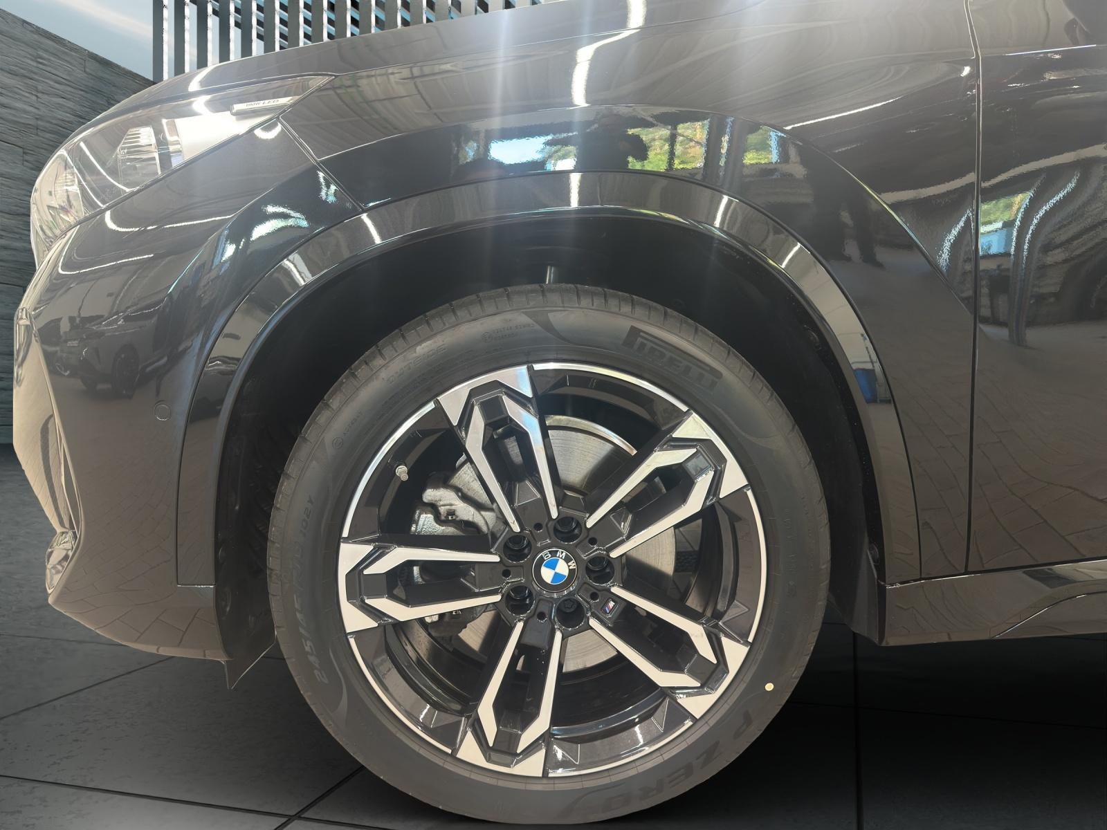 BMW X1 23i xDrive M Sportpaket-image-8