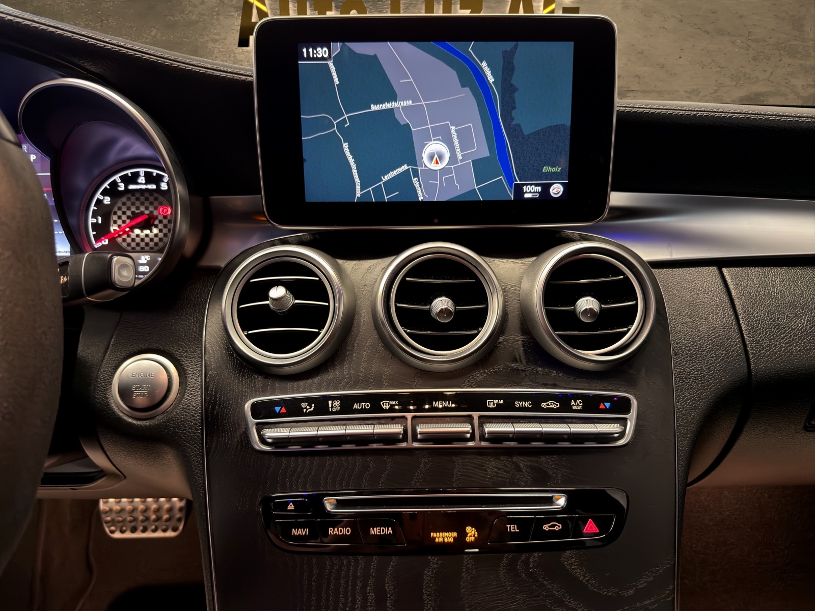 MERCEDES-BENZ C 43 AMG 4Matic 9G-Tronic-image-9