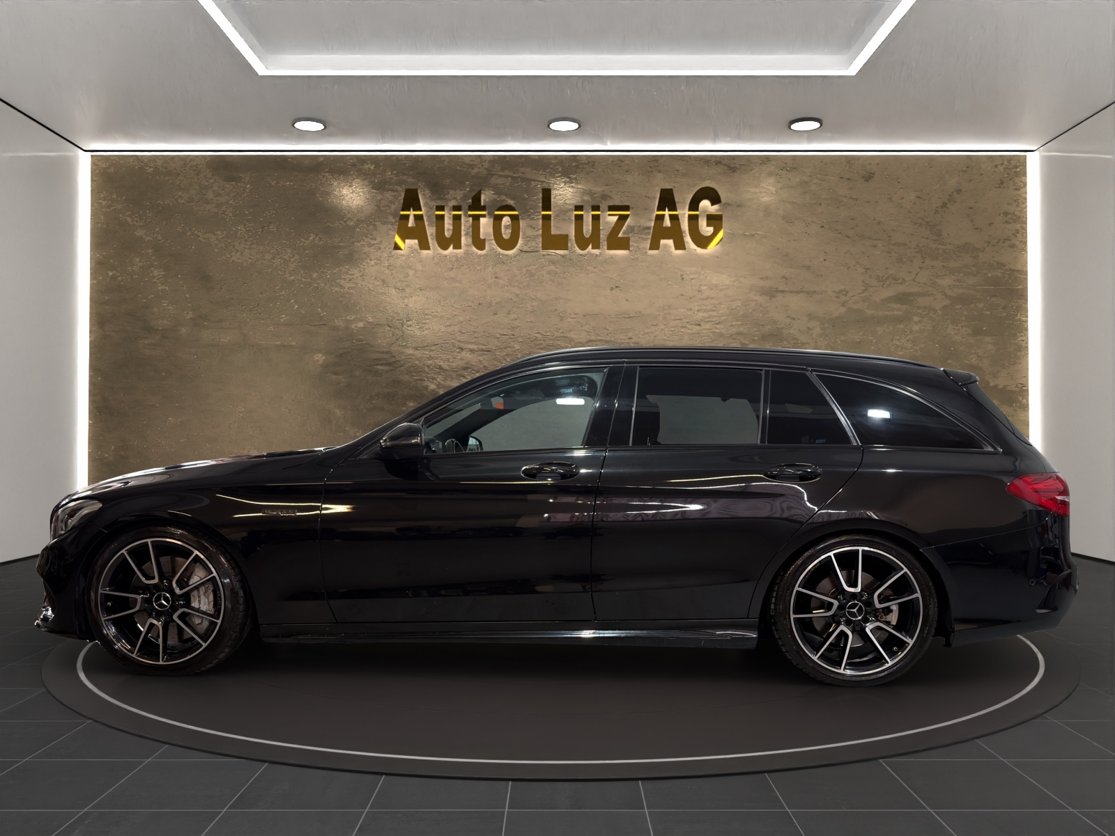 MERCEDES-BENZ C 43 AMG 4Matic 9G-Tronic-image-5