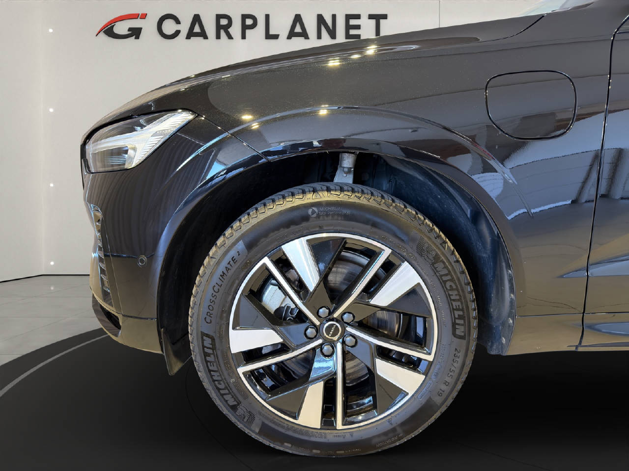 VOLVO XC60 2.0 T6 TE Plus Dark eAWD-image-13