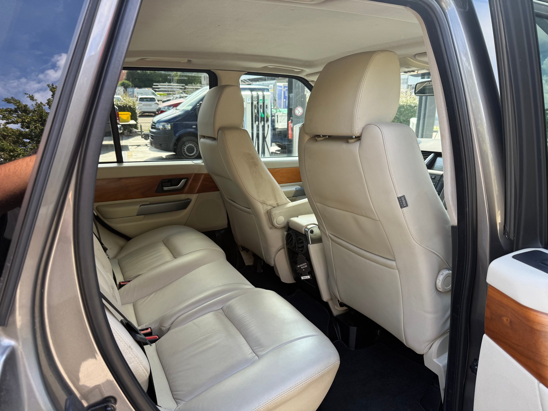 LAND ROVER Range Rover Sport 3.6 Td8 HSE Automatic / Läuft super / AHK 3500kg-image-9