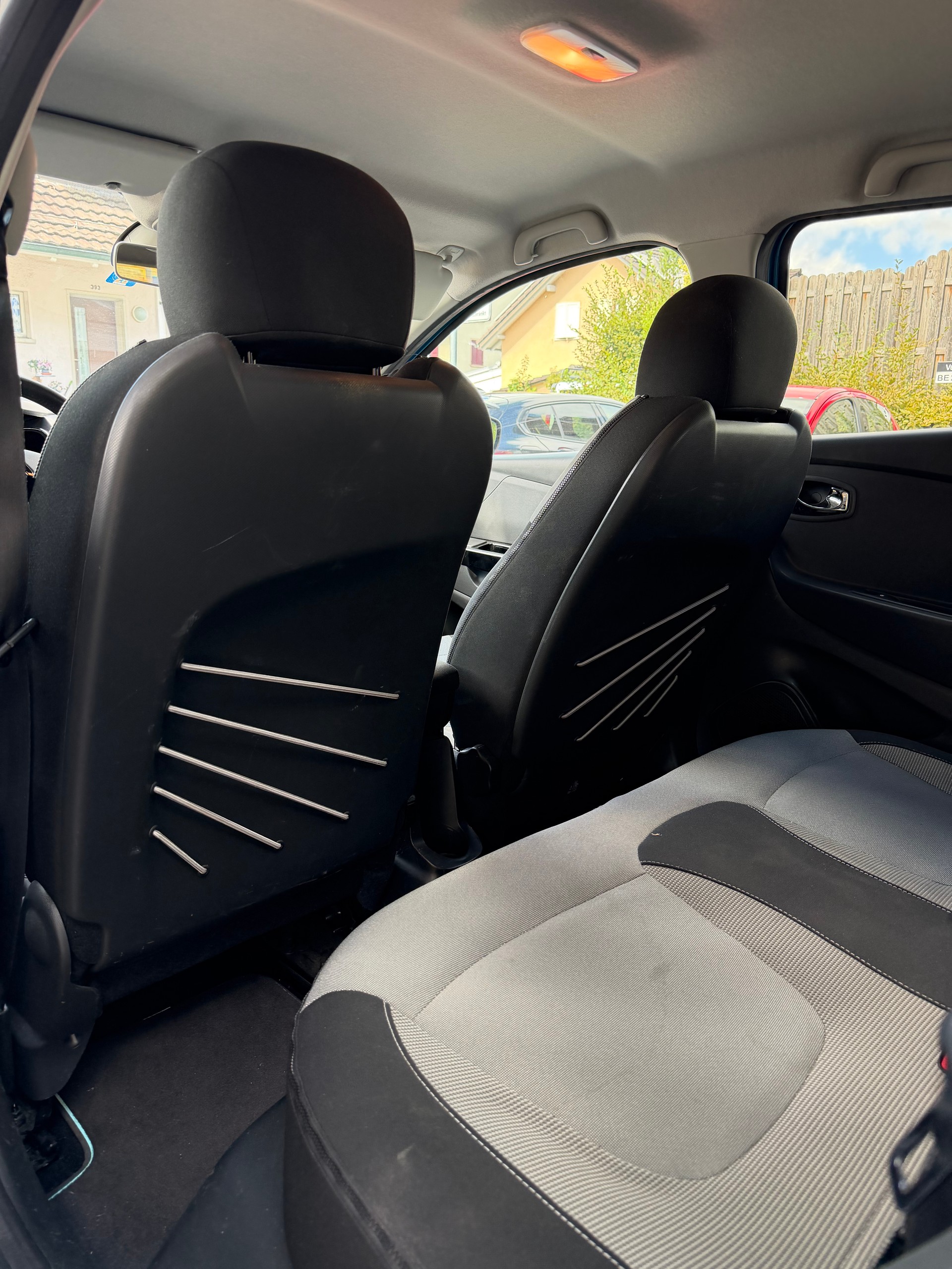 RENAULT Captur 1.2 T 16V Dynamique EDC-image-7