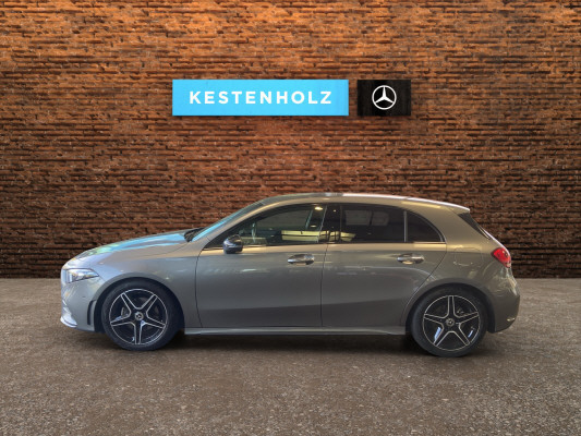 MERCEDES-BENZ A 180 Night Star AMG Line-showroom-element-3