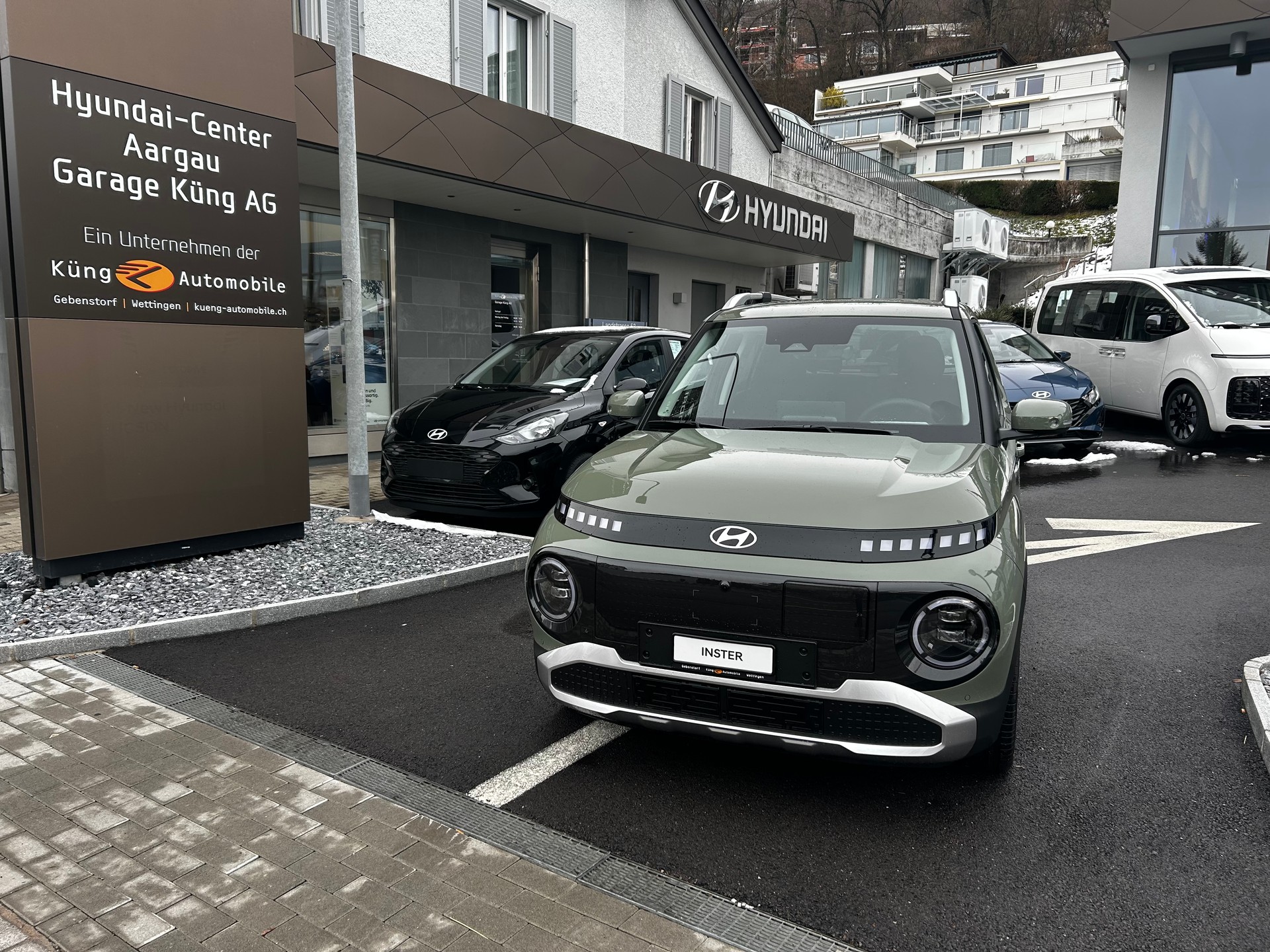 HYUNDAI Inster 49kWh Vertex-image-1