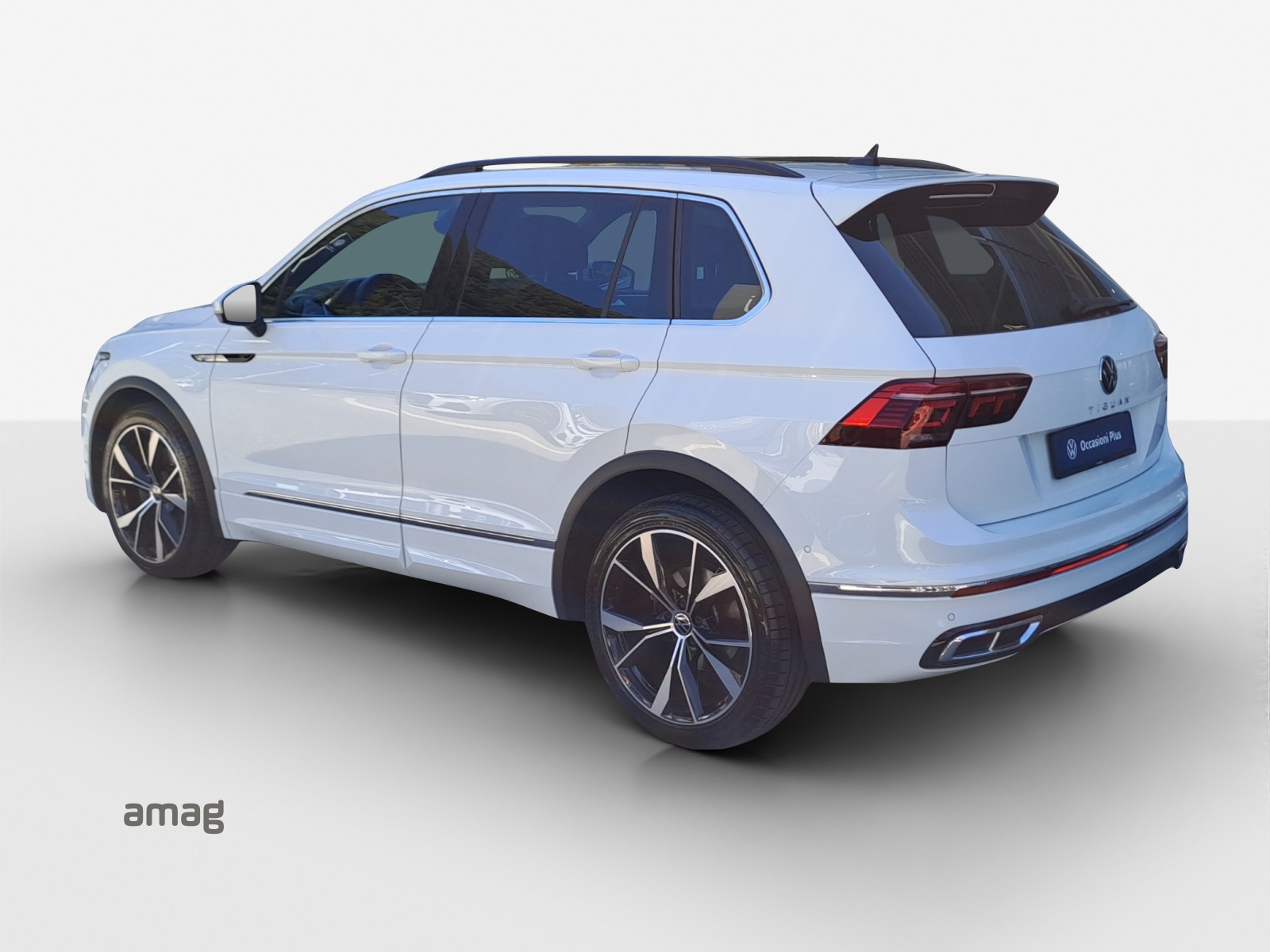 VW Tiguan 2.0TSI R-Line 4Motion DSG-image-2