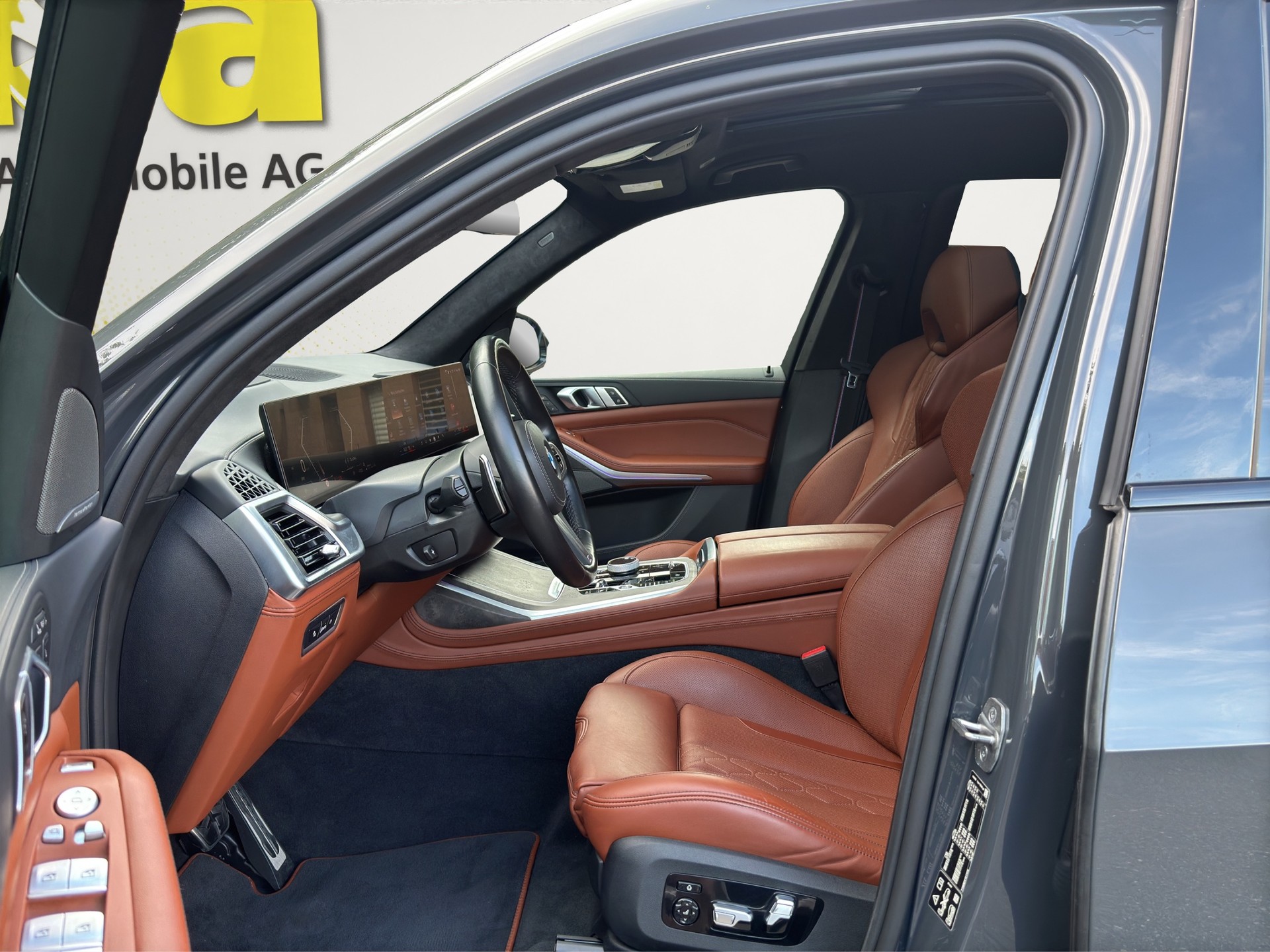 BMW X7 xDrive 48V 40d M Sport Pro (CH) FACELIFT AHK INDIVIDUAL 6 Sitze-image-11