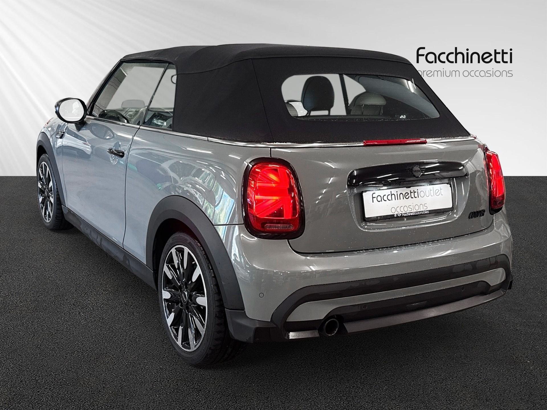 MINI Cooper Cabriolet DKG-image-2