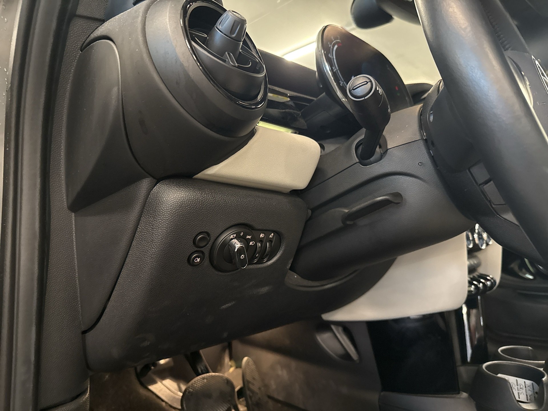 MINI Cooper Cabriolet DKG-image-18