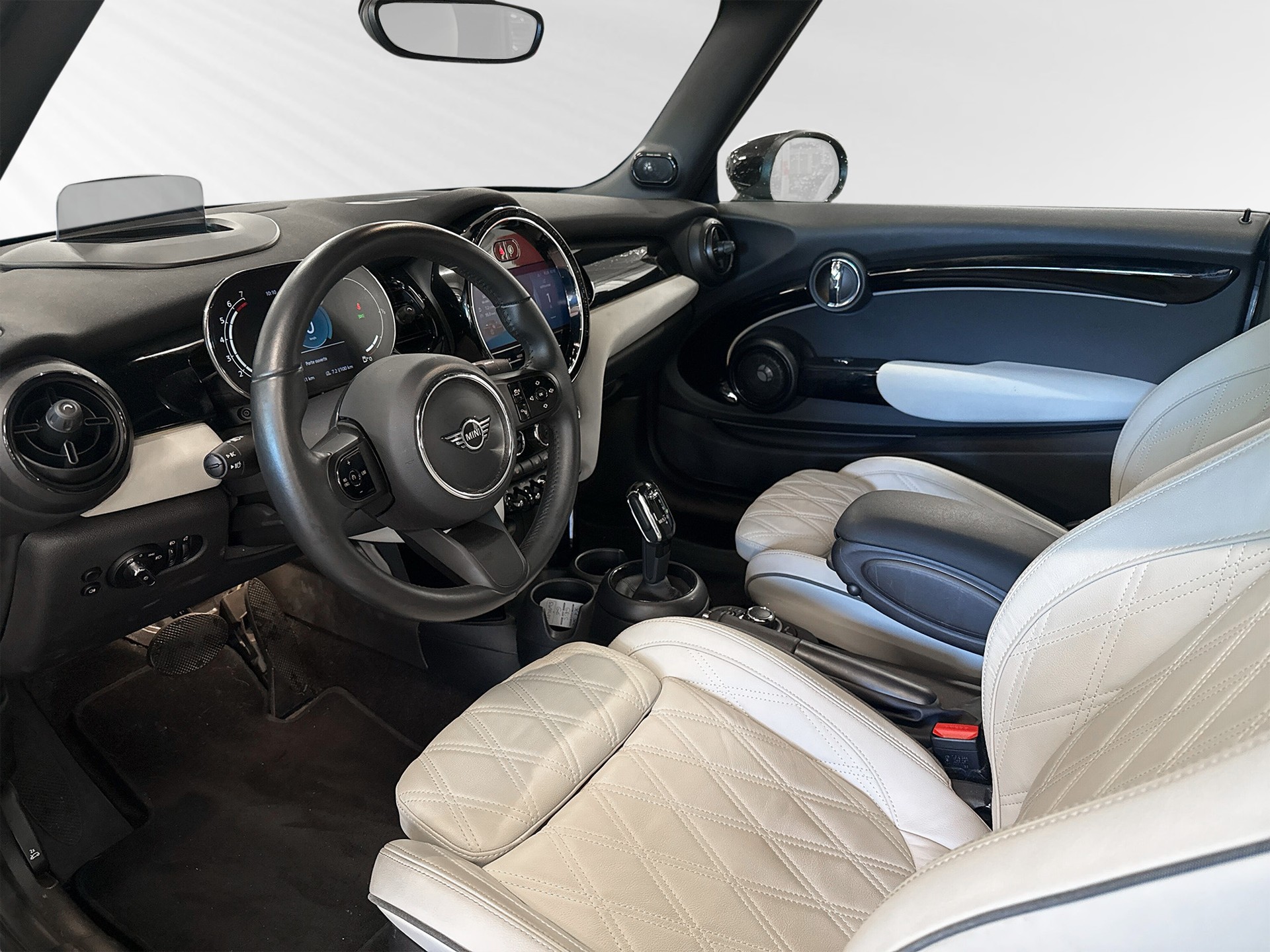 MINI Cooper Cabriolet DKG-image-3
