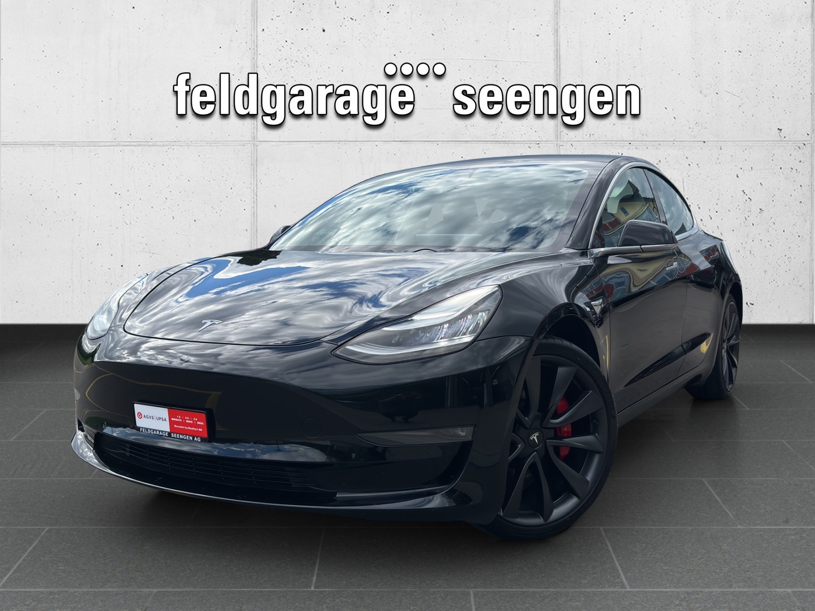 TESLA Model 3 Performance Dual Motor AWD mit Panorama-Glasdach, Assistenzsysteme für teilautonomes Fahren und Winterräder-image-0