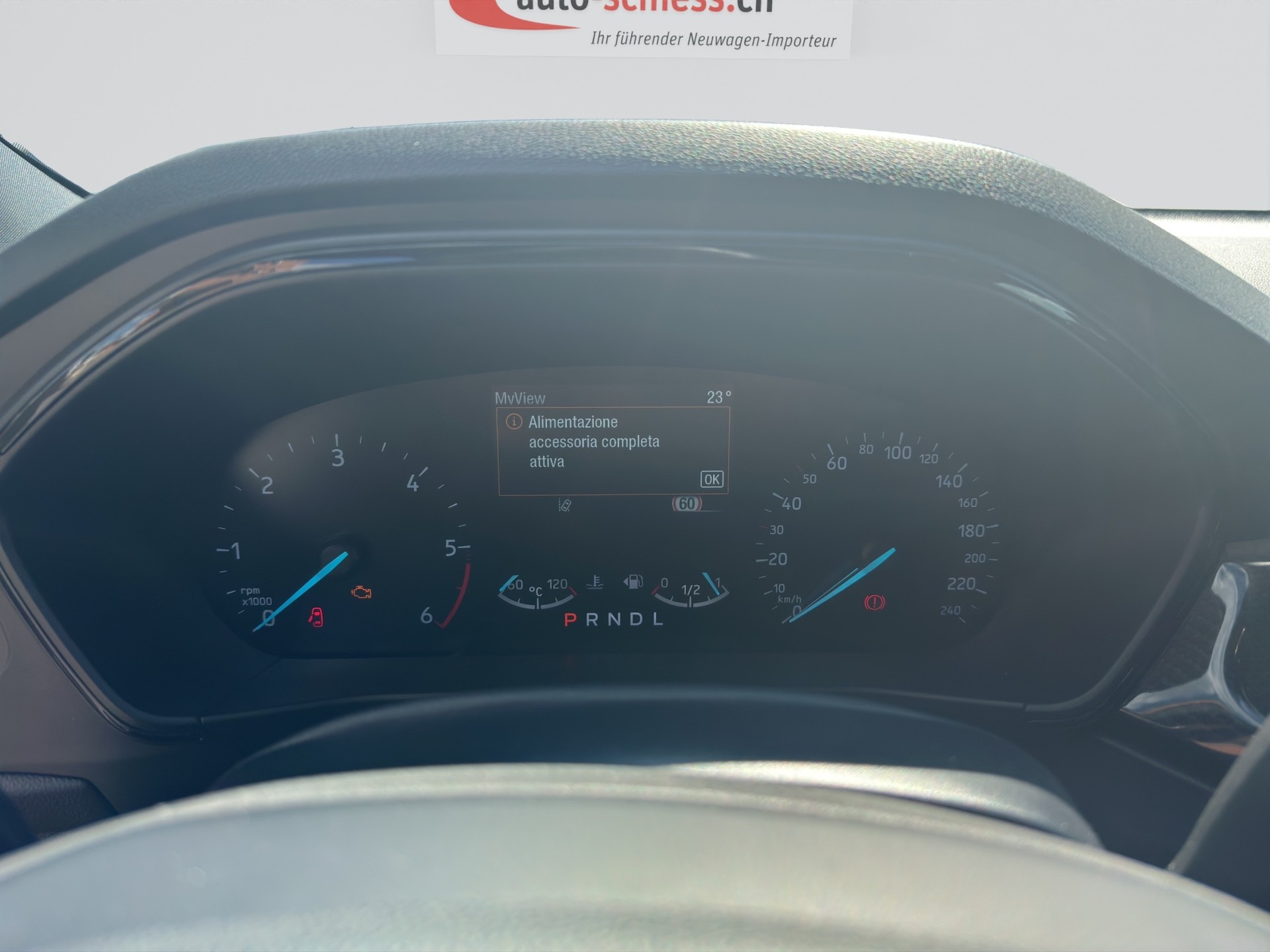 FORD Focus 1.5 TDCi EcoBlue ST-Line Automatic-image-9