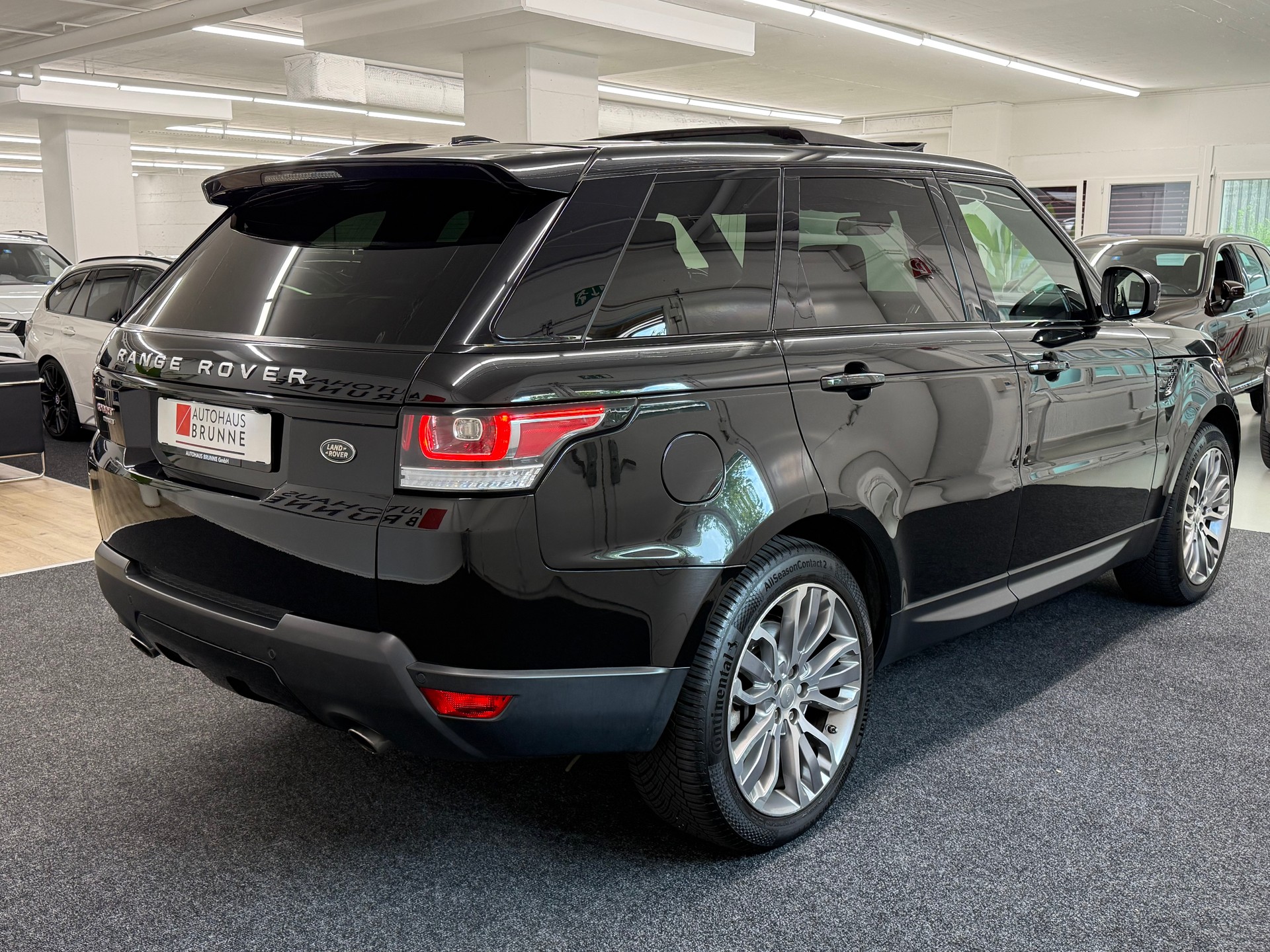 LAND ROVER Range Rover Sport 3.0 SDV6 Automatic-image-3