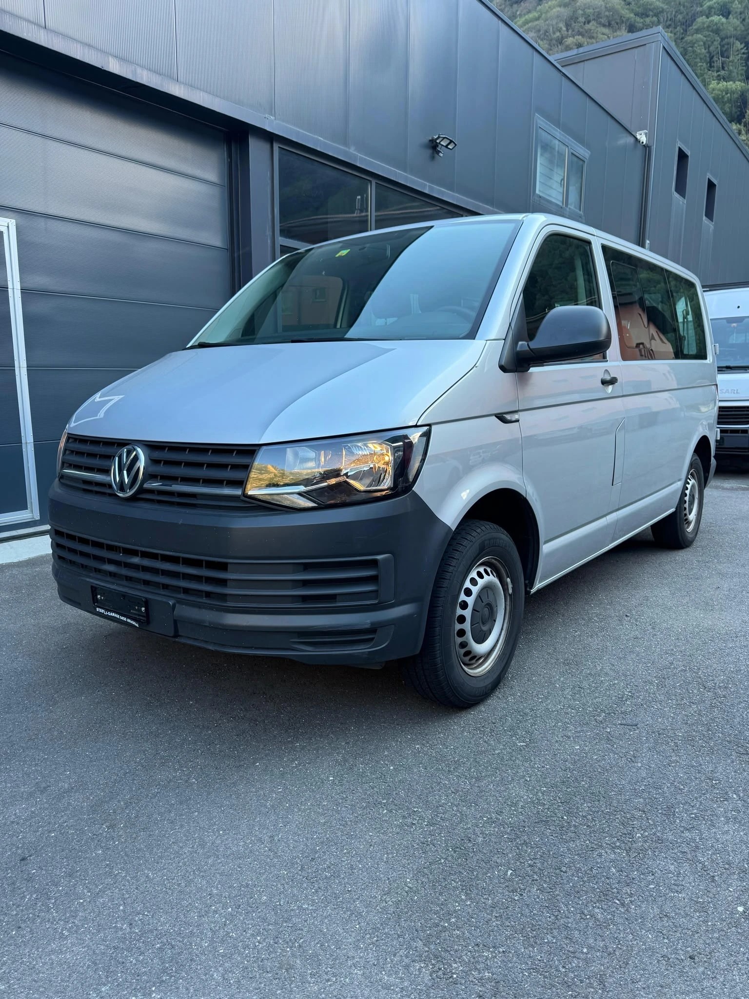 VW T6 Caravelle 2.0 TDI Comfortline LWB-image-2
