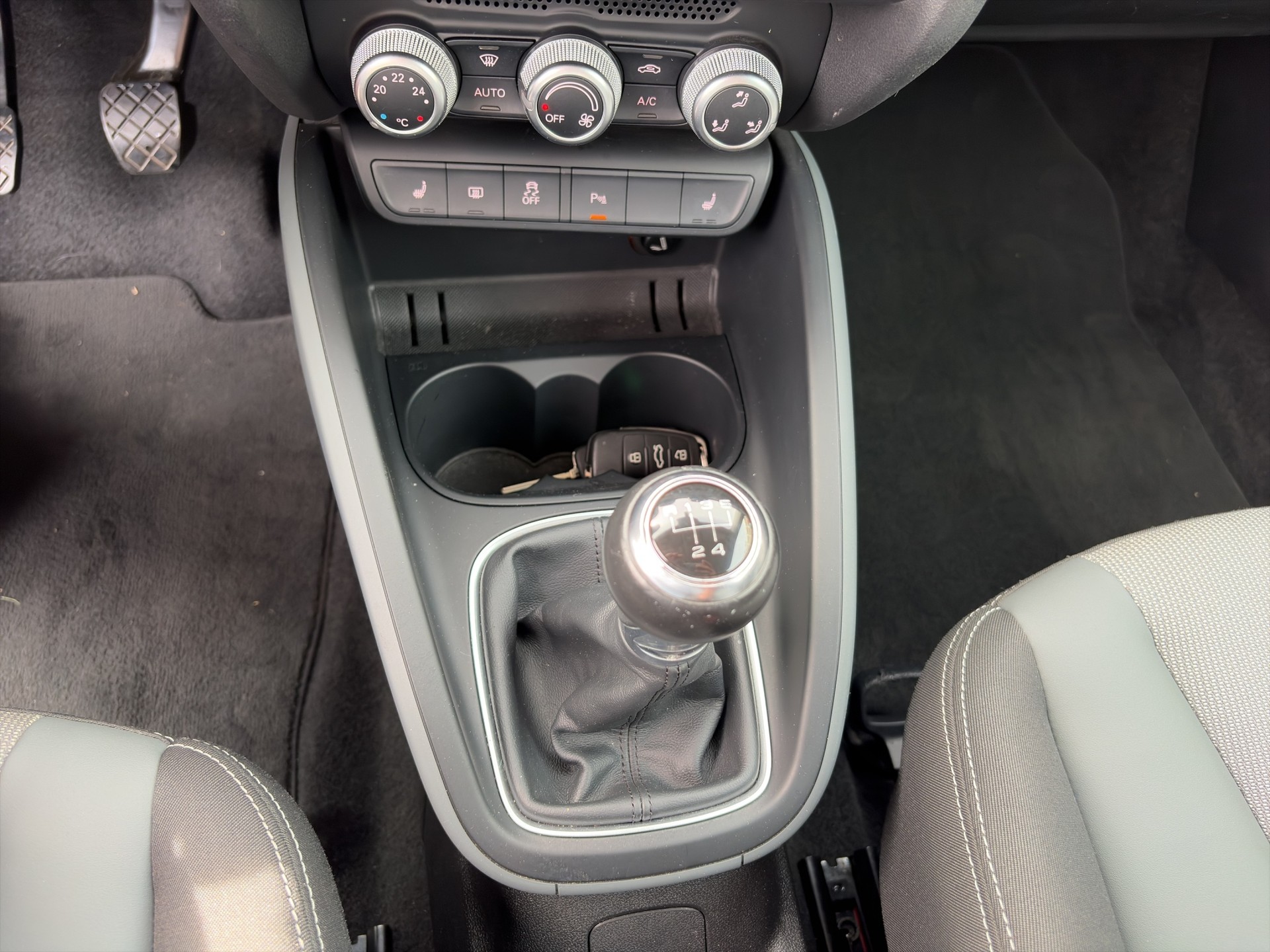 AUDI A1 1.0 TFSI Sport-image-19