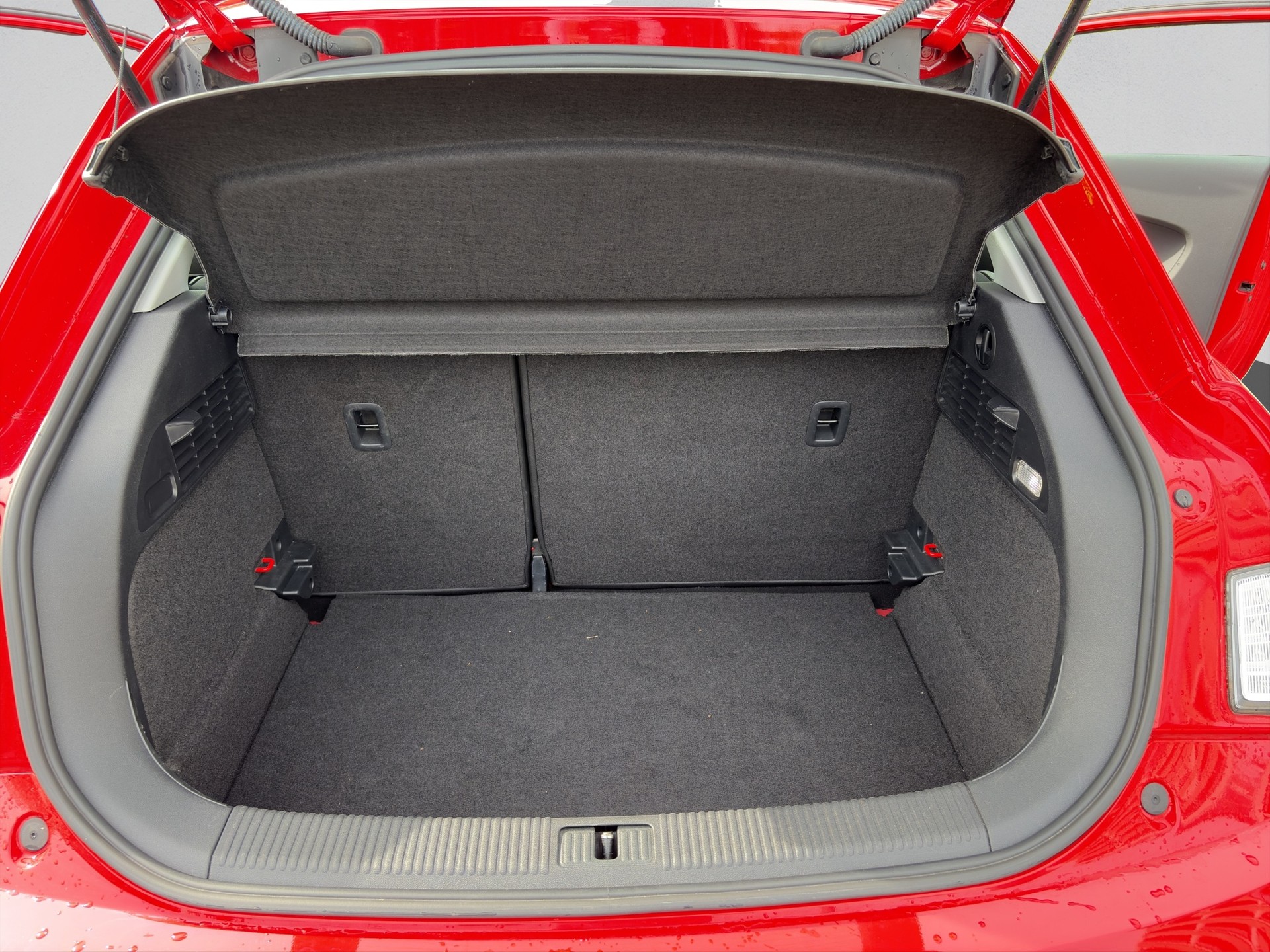 AUDI A1 1.0 TFSI Sport-image-17