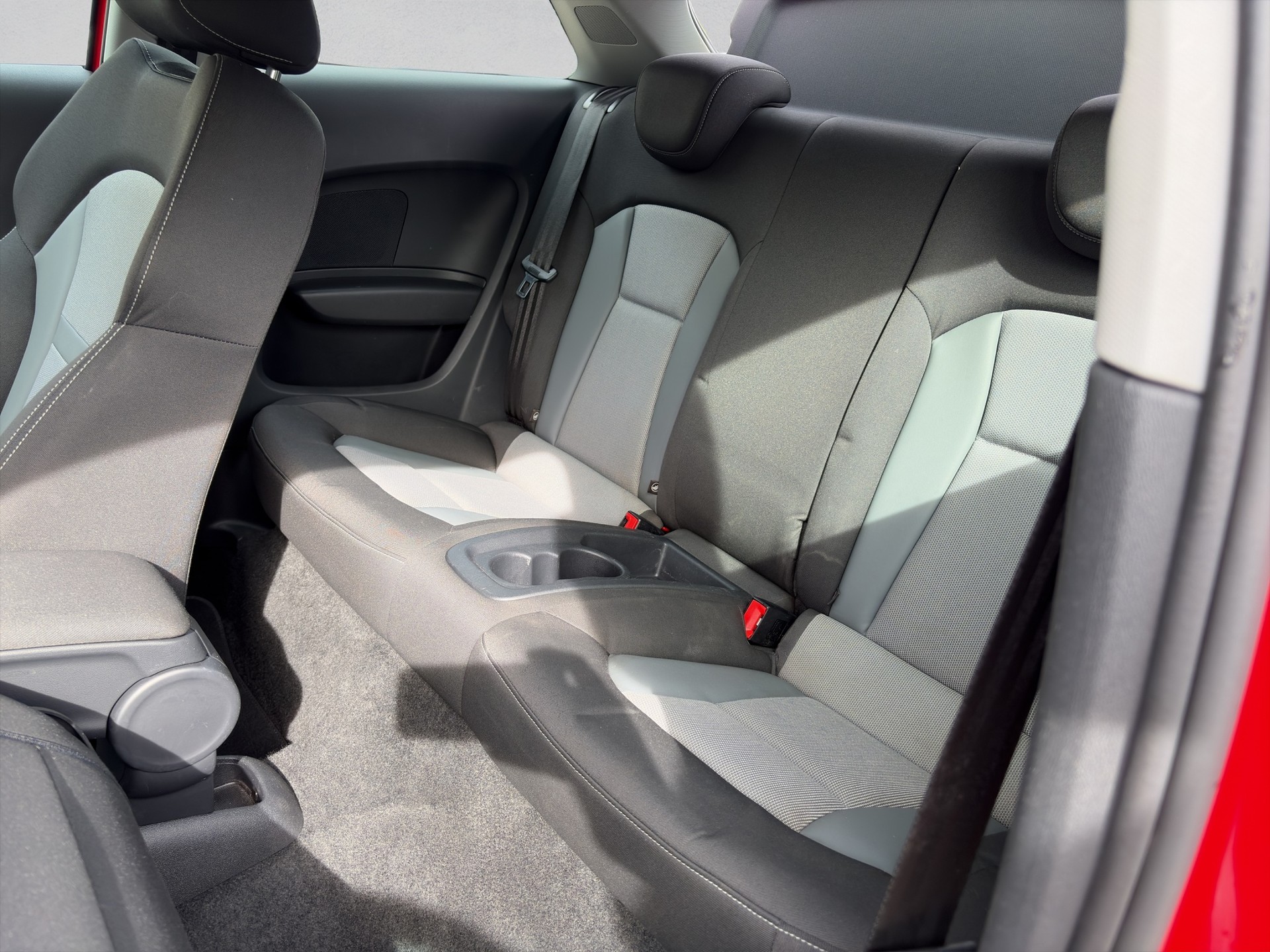 AUDI A1 1.0 TFSI Sport-image-13