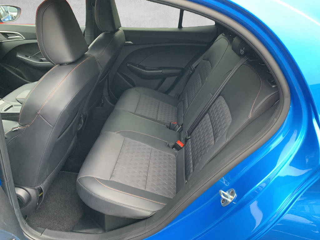 MG 3 1.5 Hybrid Luxury-image-6