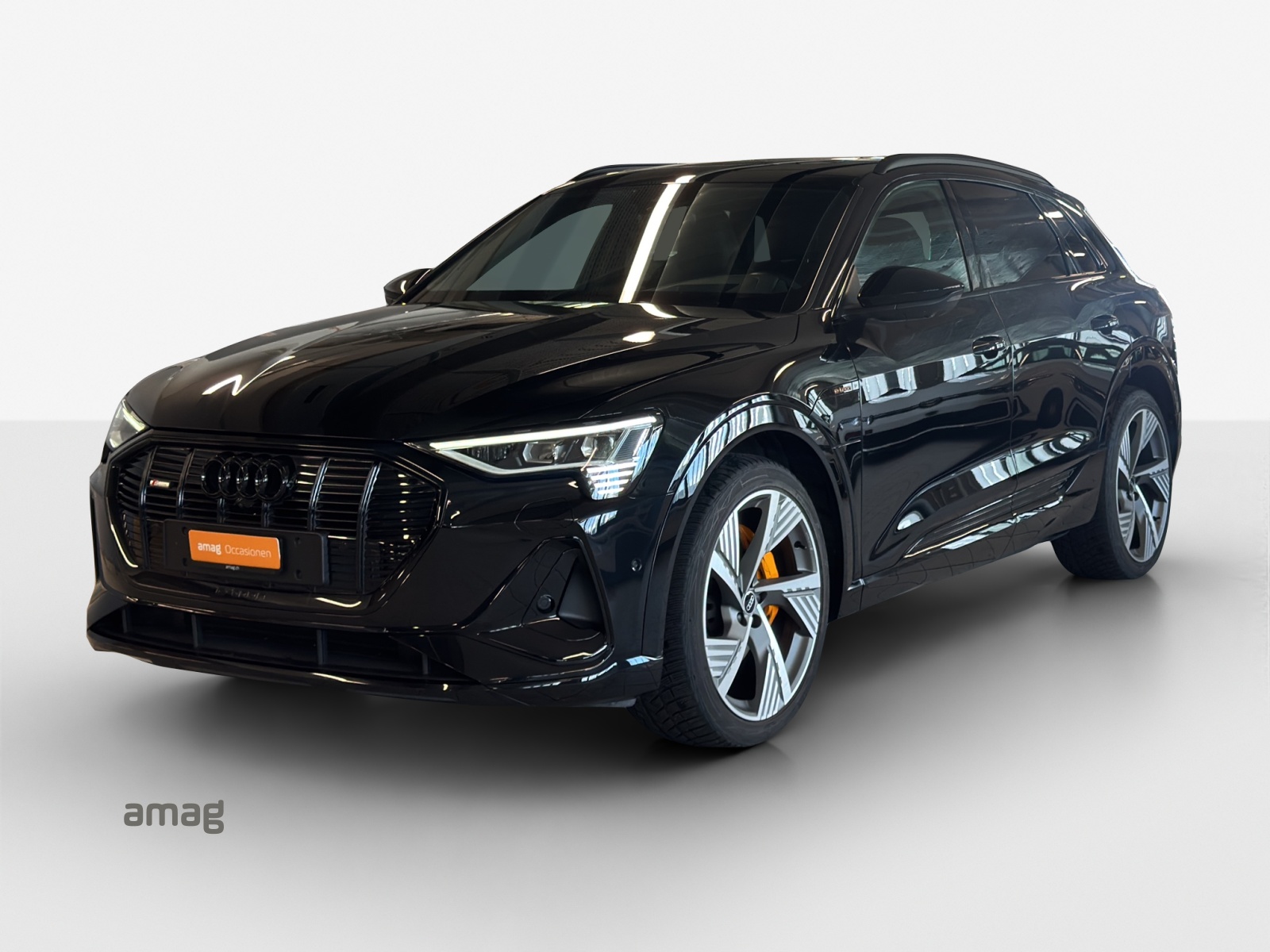 AUDI e-tron 55 S Line Black Edition quattro-image-0