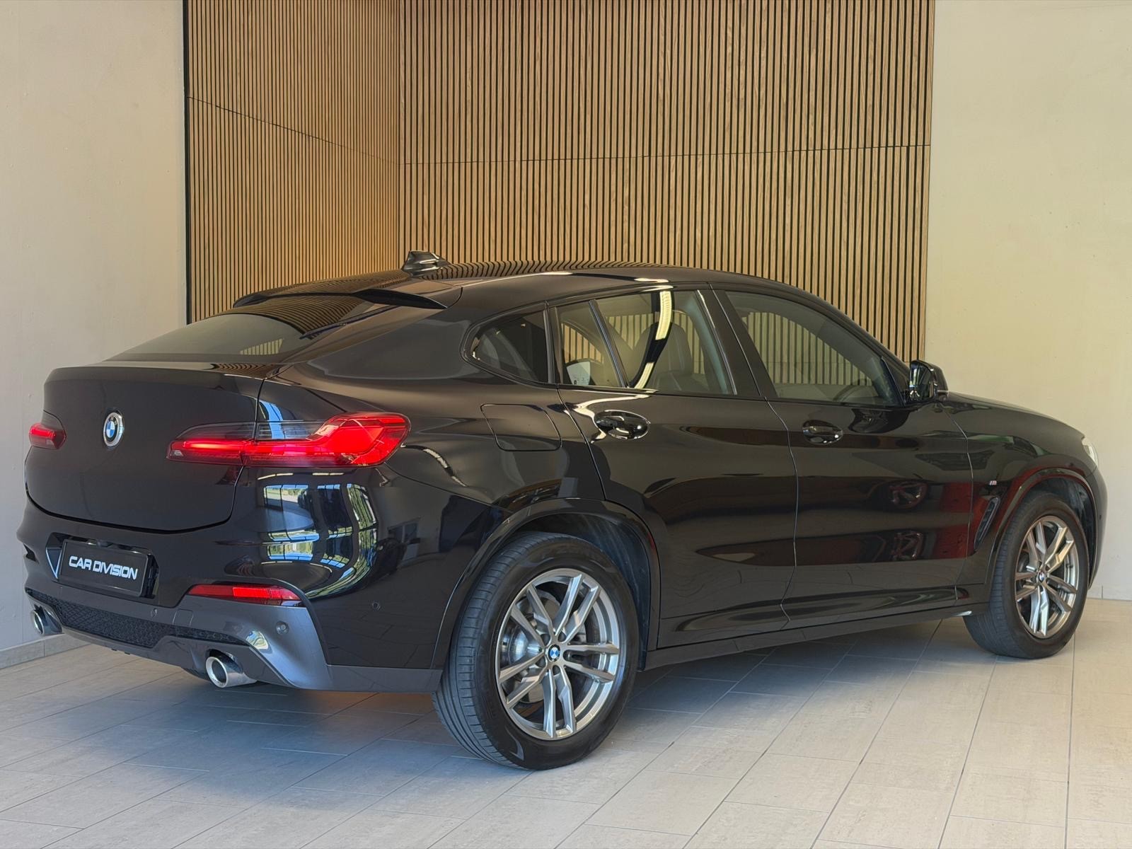 BMW X4 xDrive 20d M Sport Steptronic-image-6