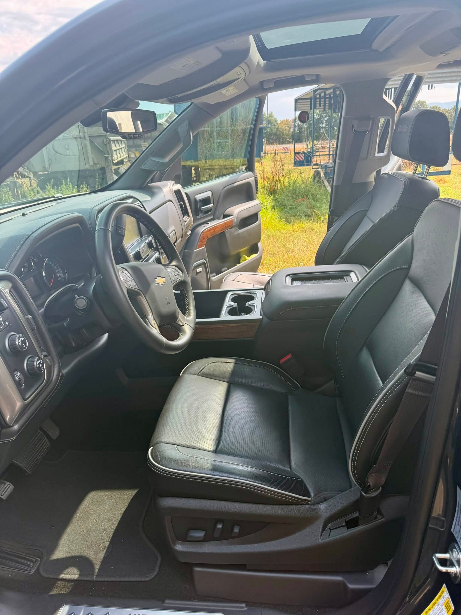 CHEVROLET Silverado-image-4