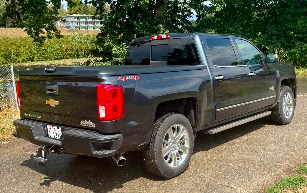 CHEVROLET Silverado-image-2