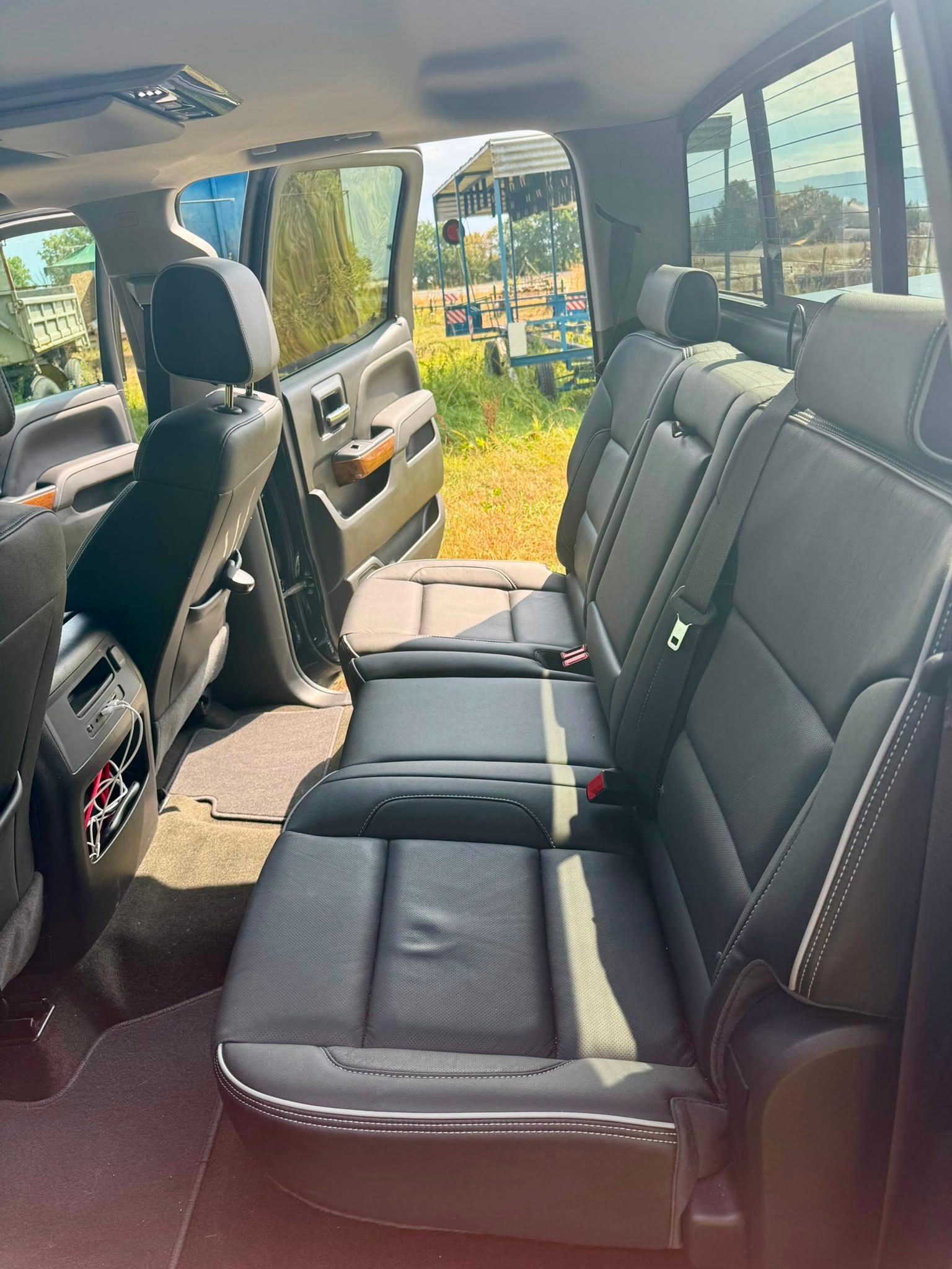 CHEVROLET Silverado-image-12