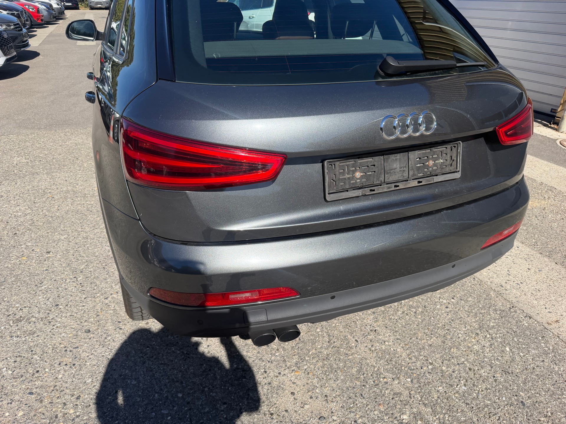 AUDI Q3 2.0 TFSI quattro S-tronic-image-13
