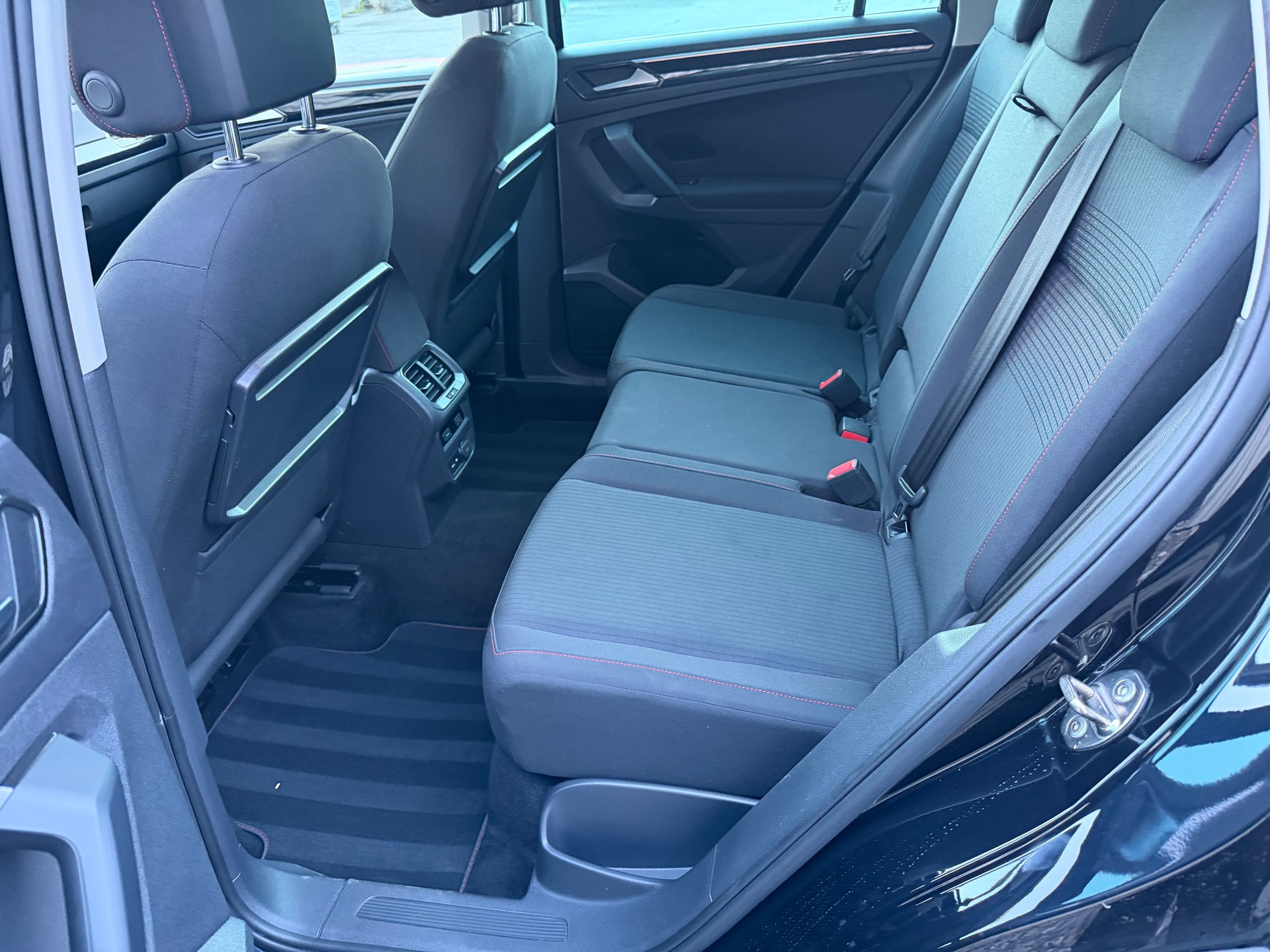 VW Tiguan 1.4TSI 4Motion-image-42