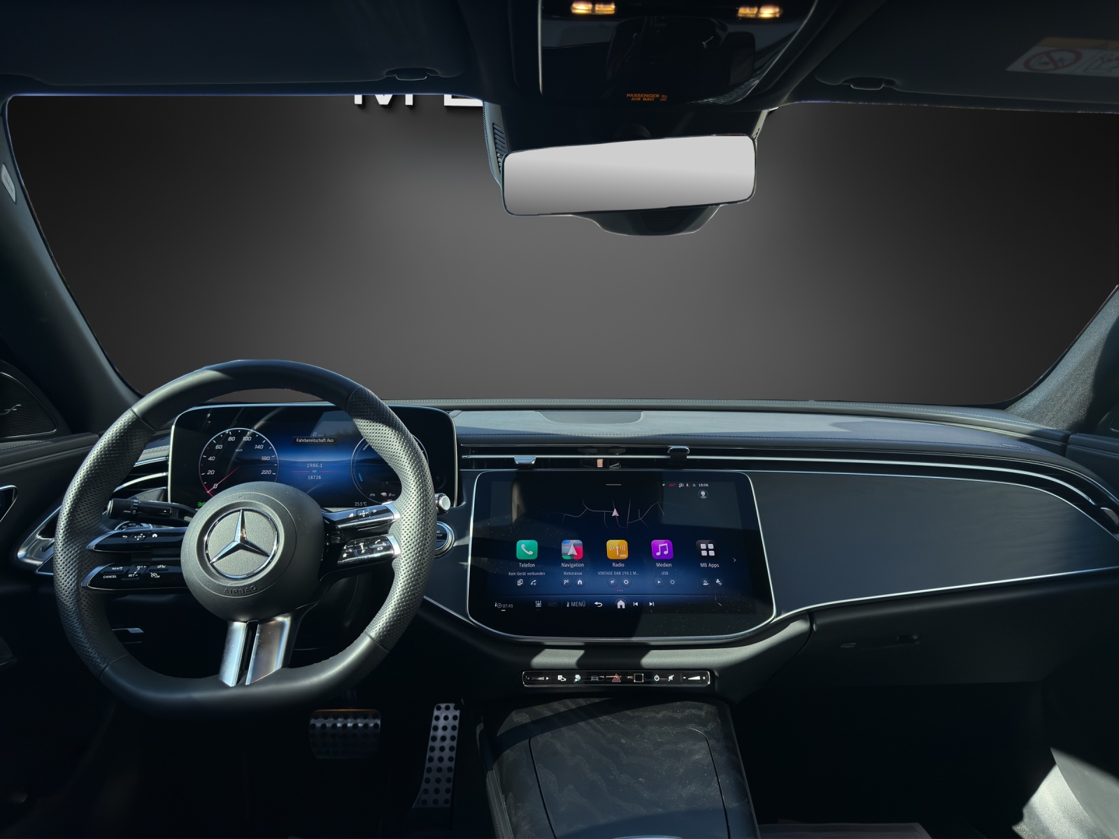 MERCEDES-BENZ E 300 e 4Matic EQ Hybrid 9G-Tronic-image-10