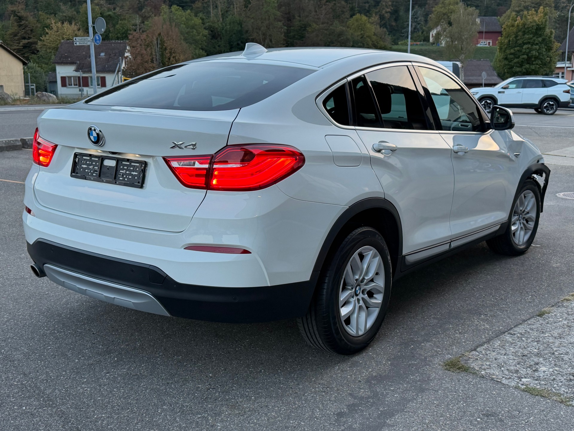 BMW X4 xDrive 20d xLine Steptronic-image-4