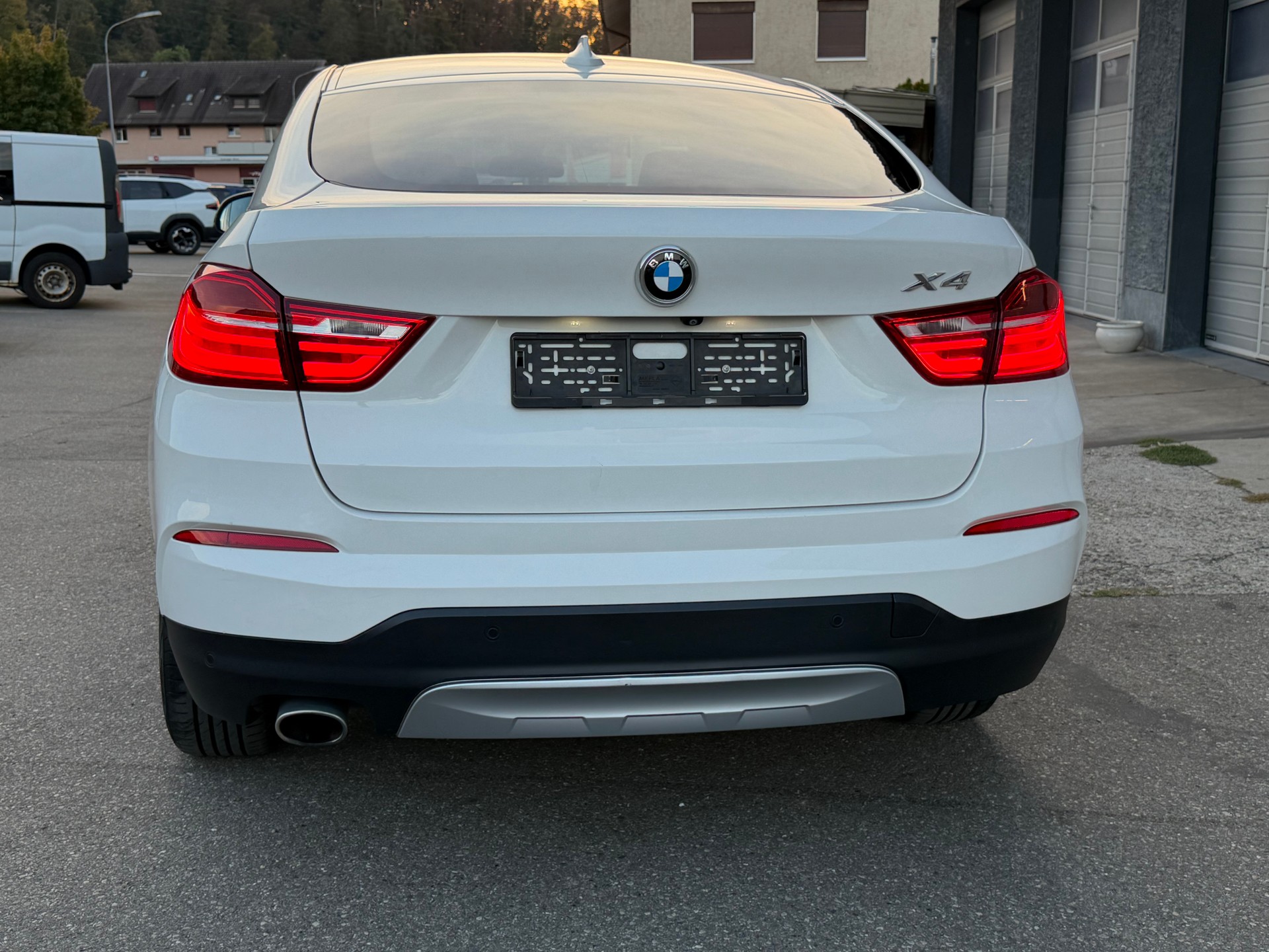 BMW X4 xDrive 20d xLine Steptronic-image-7