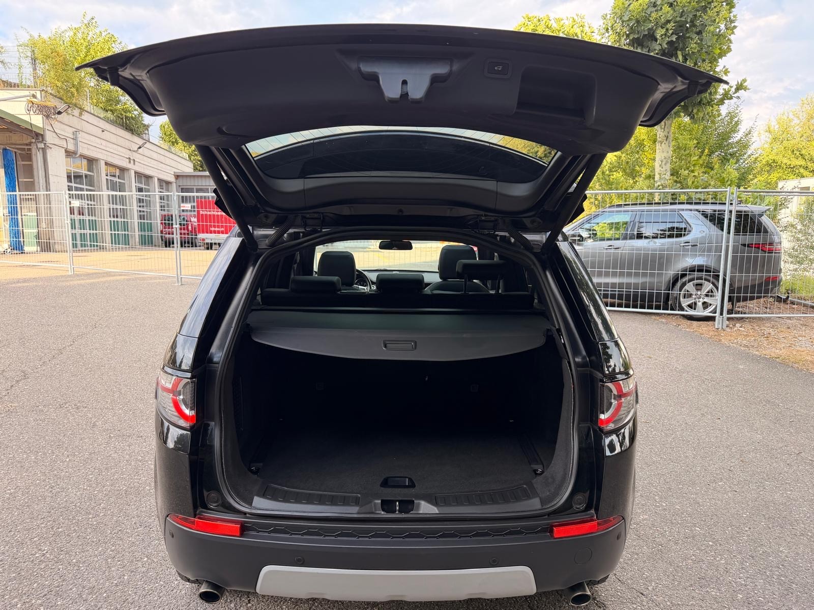 LAND ROVER Discovery Sport 2.0 Si4 HSE AT9-image-10