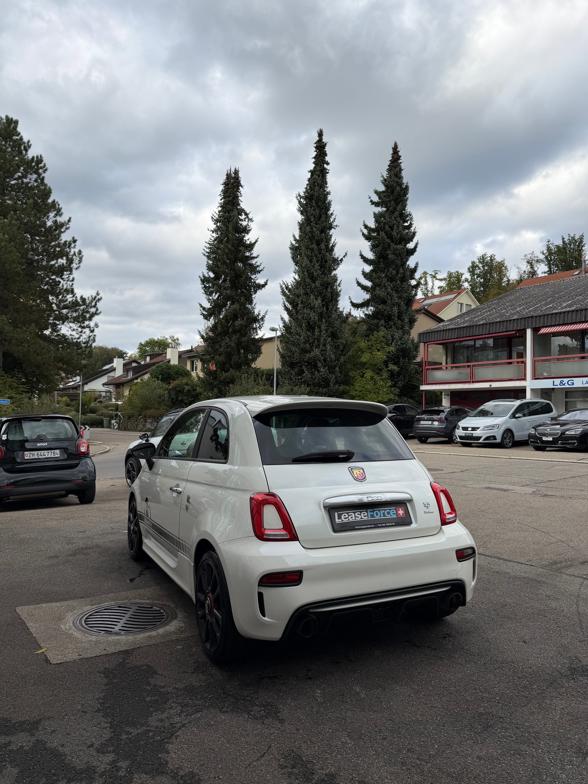 FIAT 595 1.4 16V Turbo Abarth Turismo-image-3