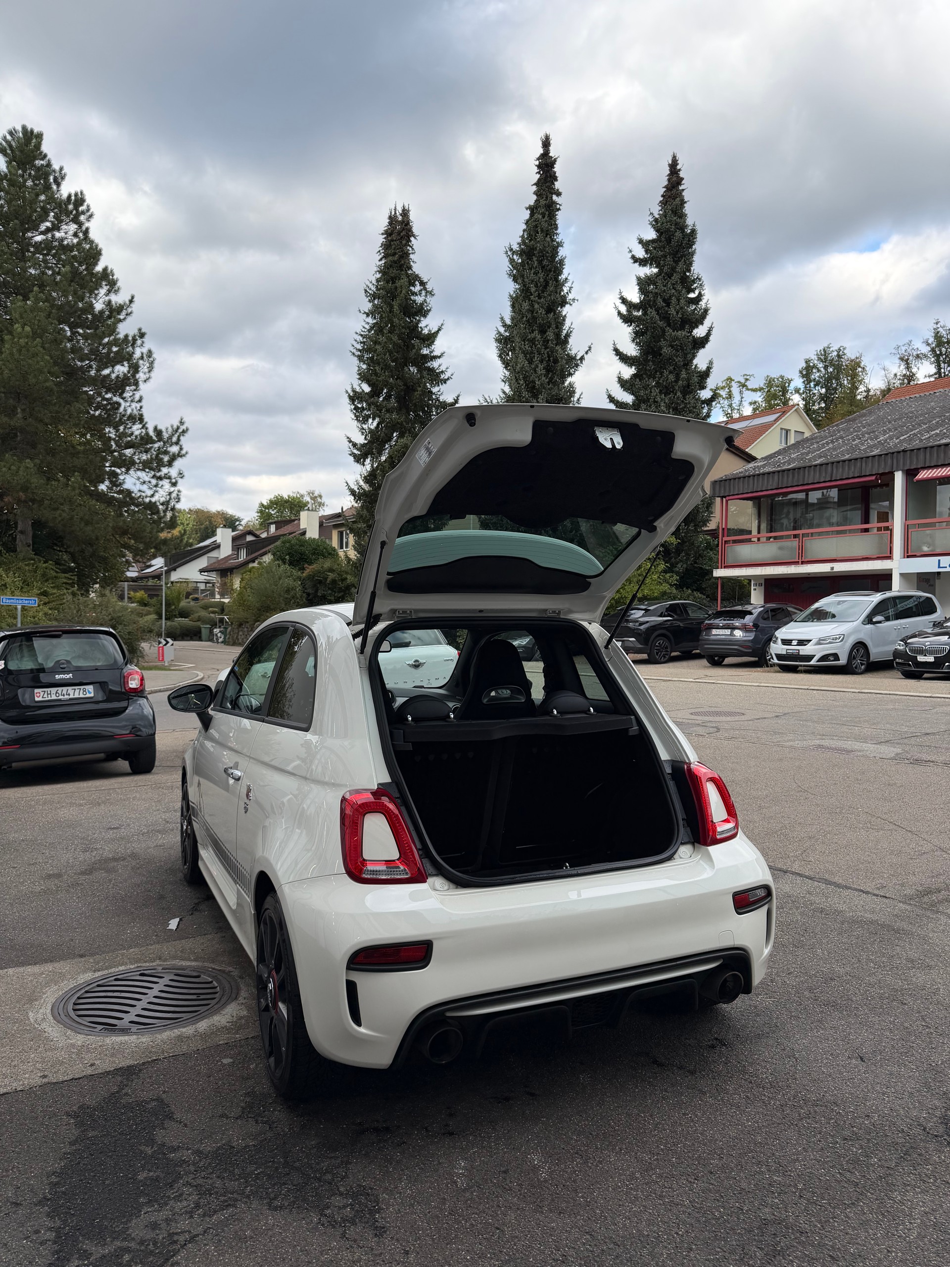 FIAT 595 1.4 16V Turbo Abarth Turismo-image-11