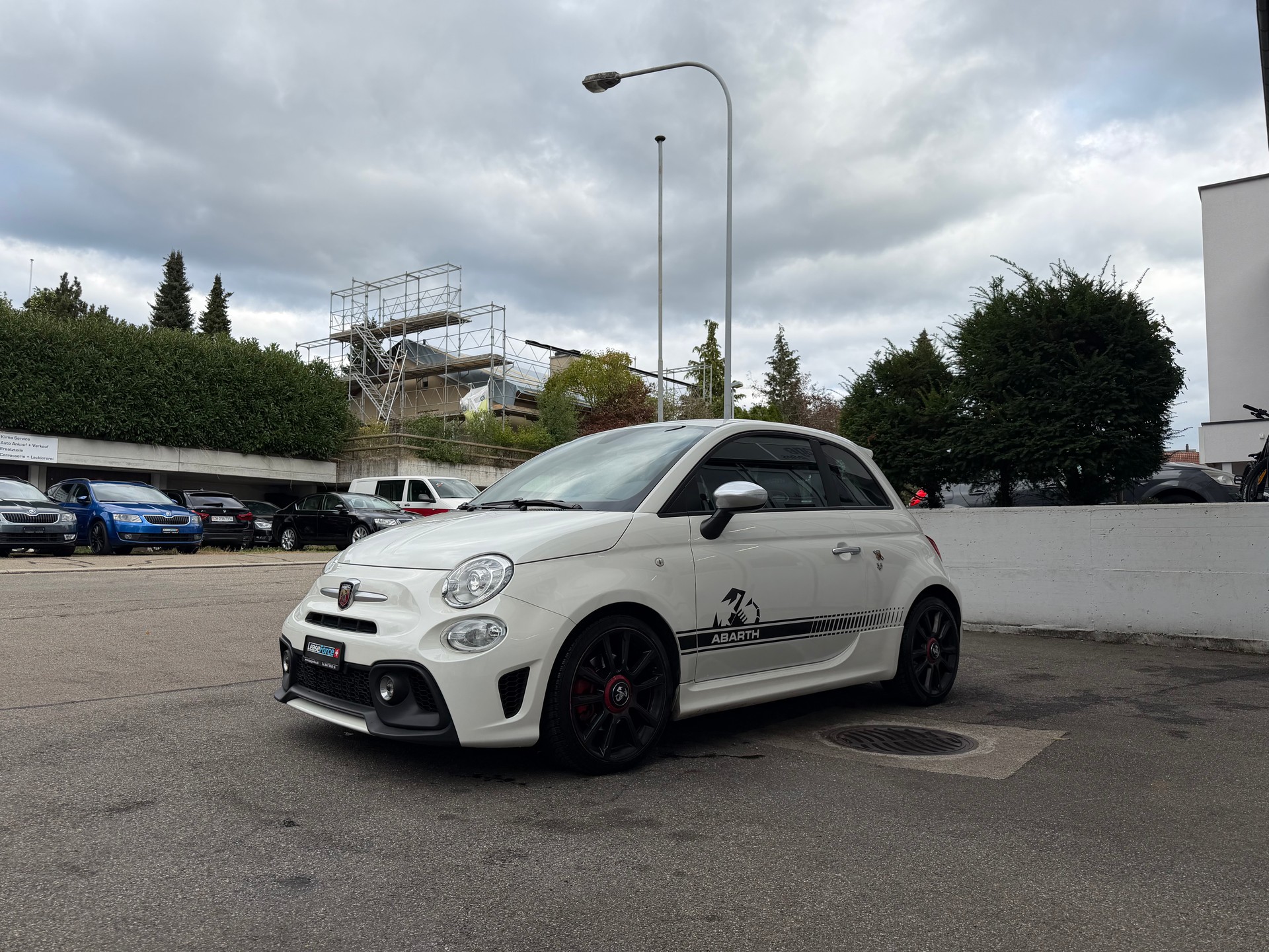 FIAT 595 1.4 16V Turbo Abarth Turismo-image-2