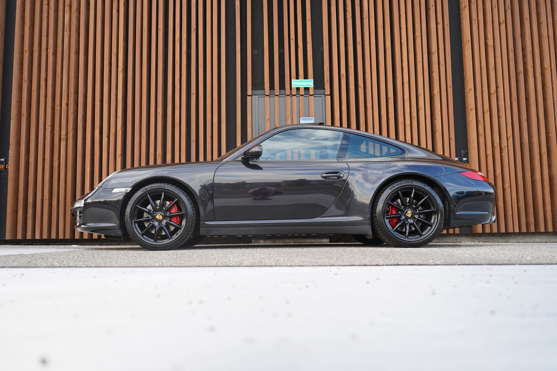 PORSCHE 911 CARRERA 4S PDK BLACK l 385 PS-image-1