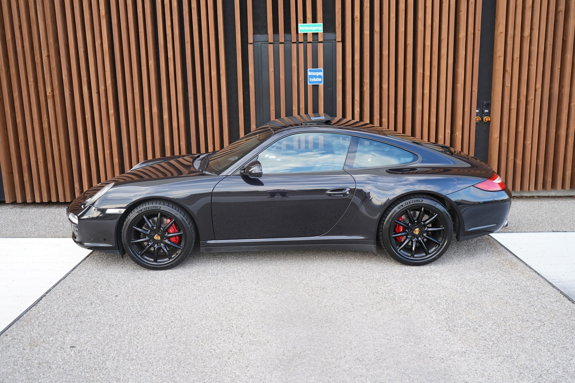 PORSCHE 911 CARRERA 4S PDK BLACK l 385 PS-image-3