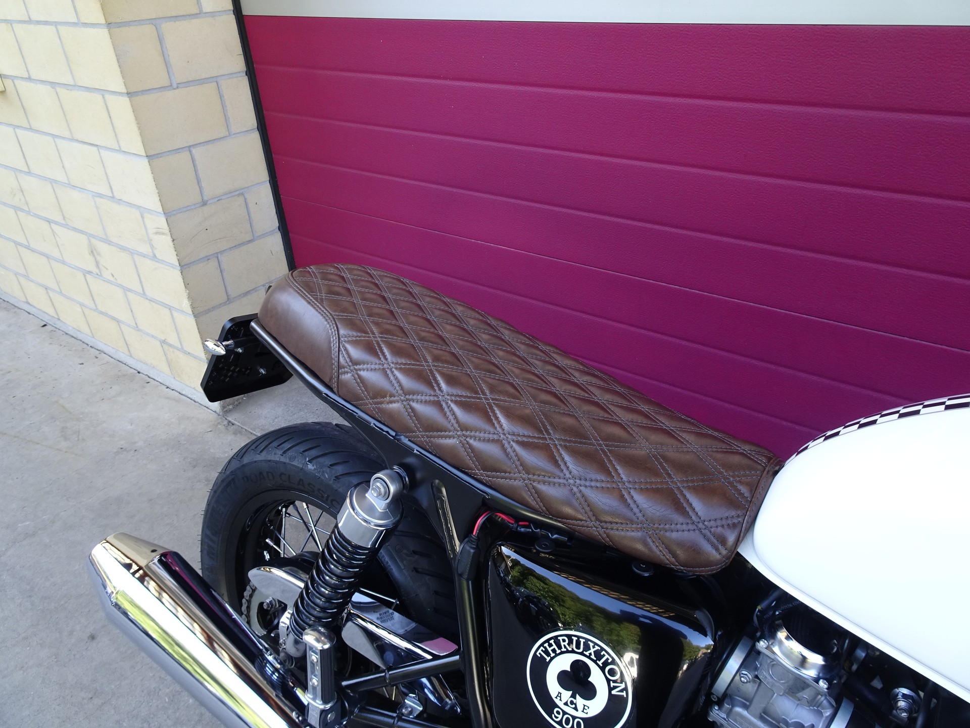TRIUMPH Thruxton 900 i ACE-image-6