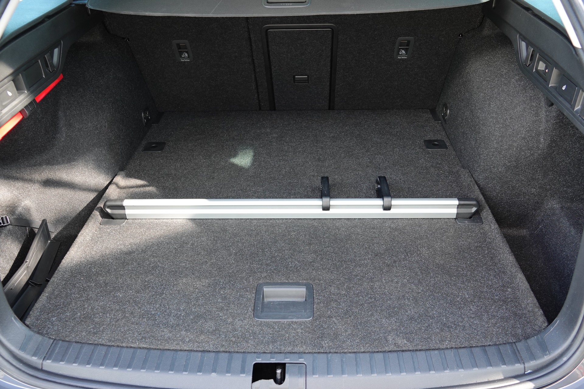 SKODA Octavia Scout 2.0 TDI 4x4 DSG-image-17