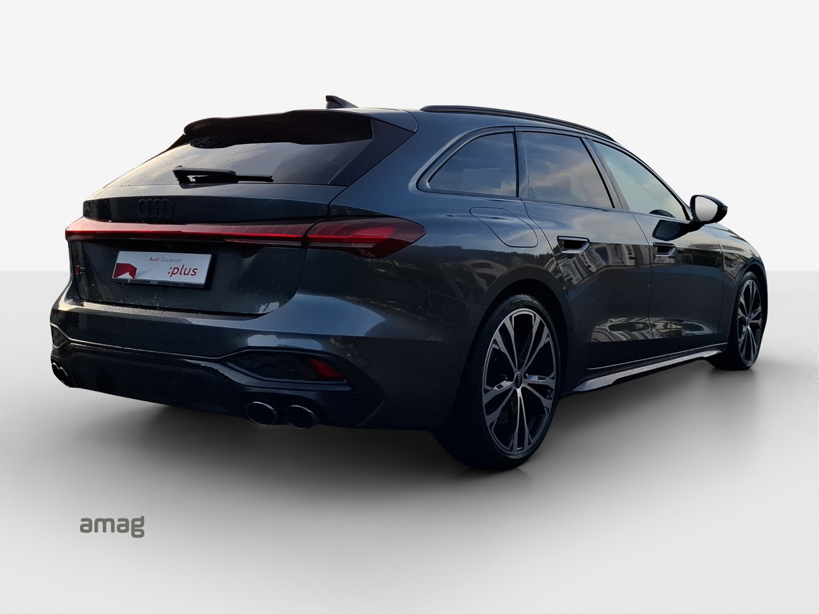 AUDI S5 Avant TFSI quattro S tronic-image-4