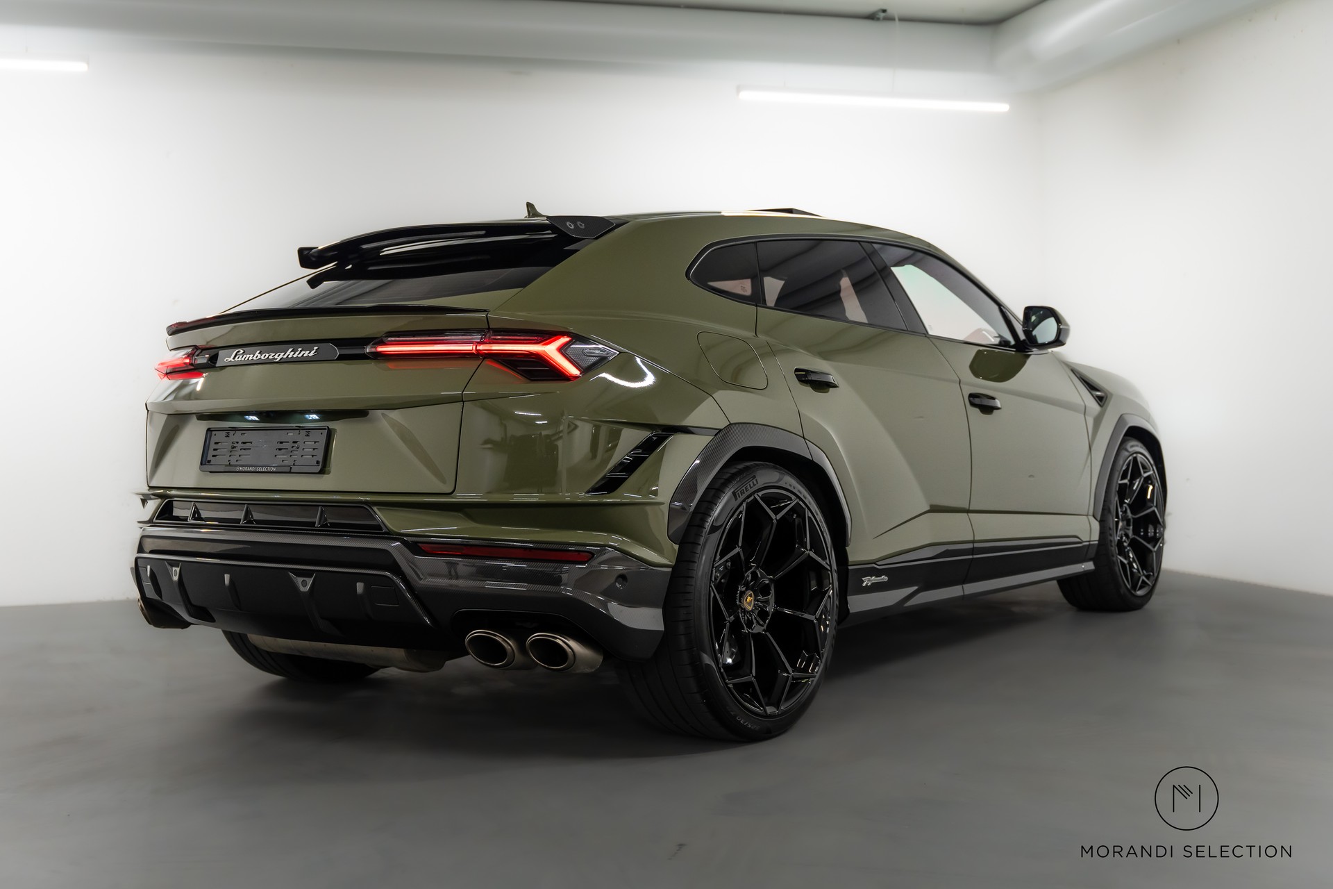 LAMBORGHINI Urus 4.0 Performante-image-2