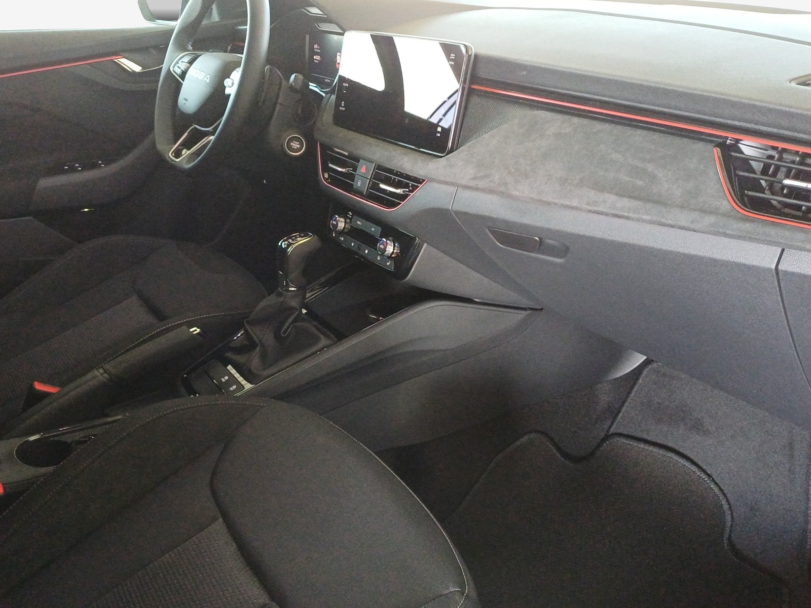SKODA Scala 1.0 TSI Dynamic DSG-image-8