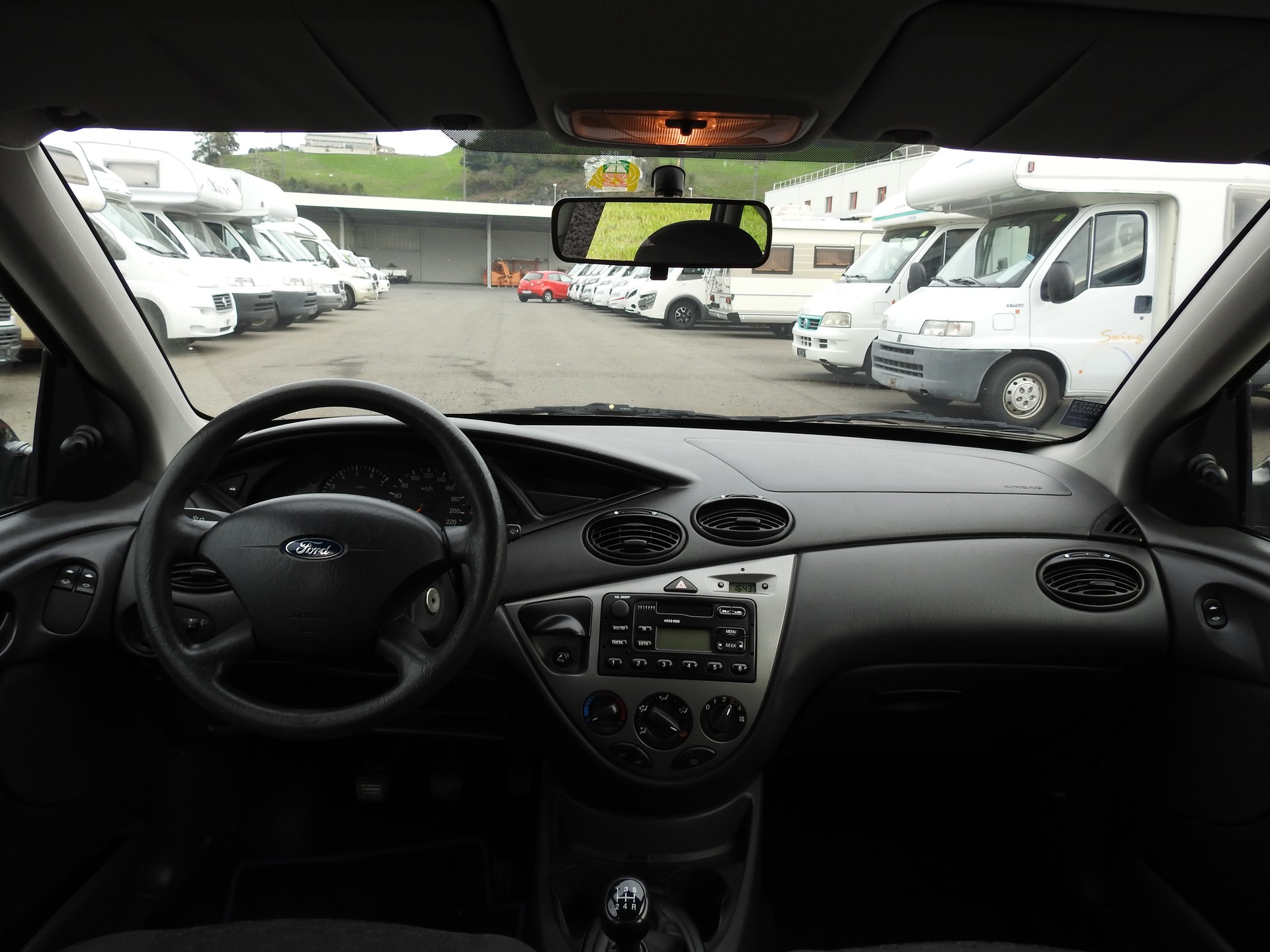 FORD Focus 1.6i 16V Celebration-image-15