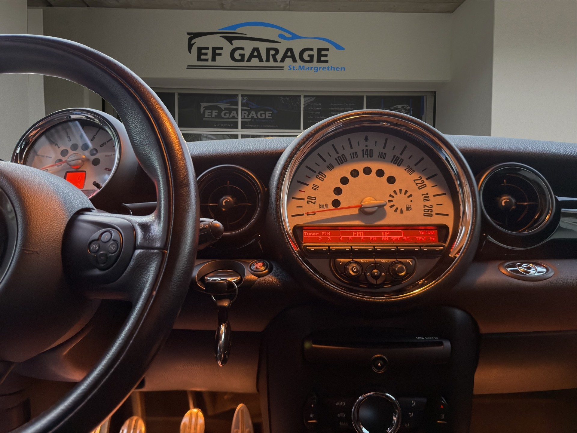 MINI Cooper S Cabriolet-image-14