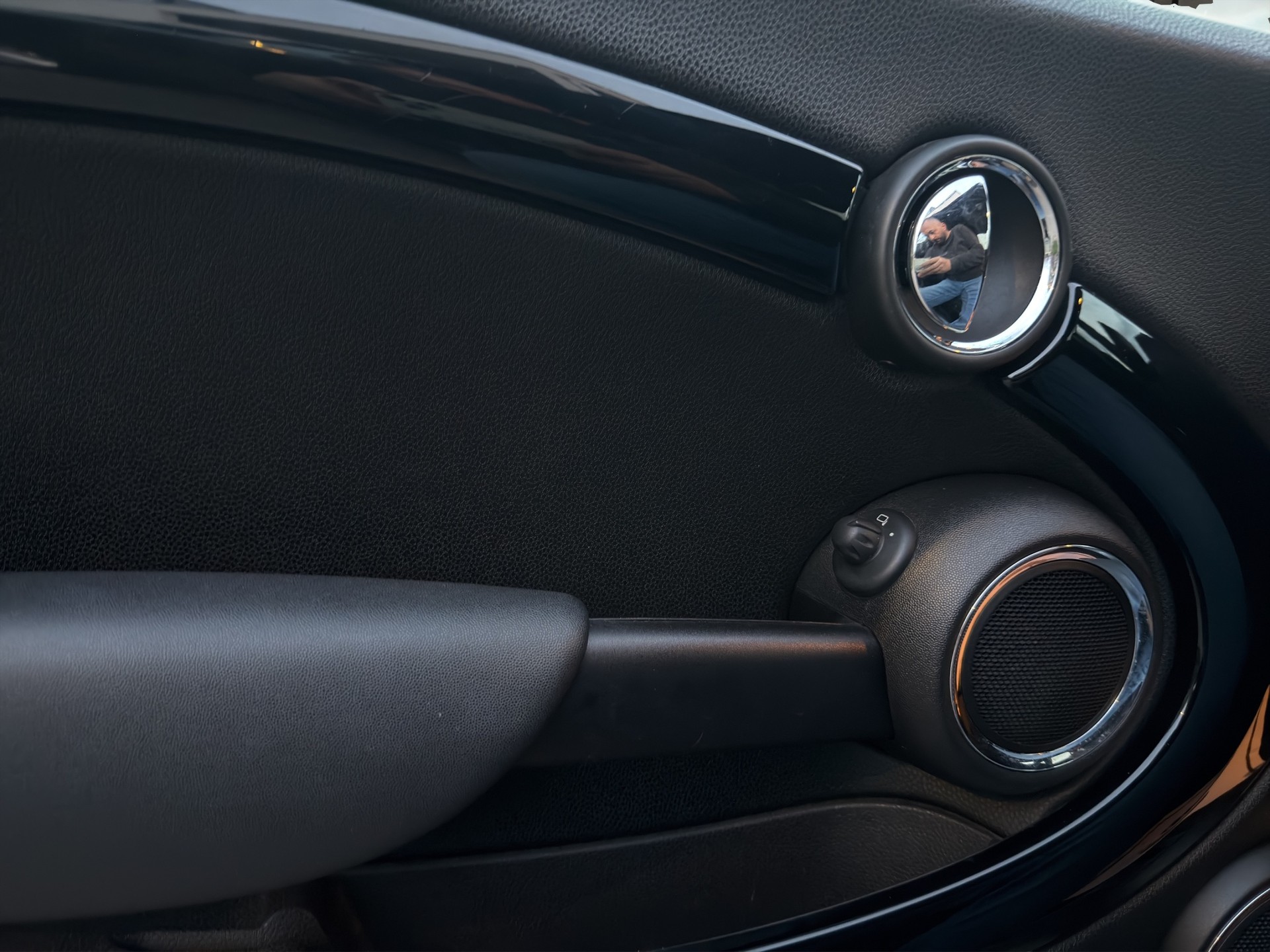 MINI Cooper S Cabriolet-image-19