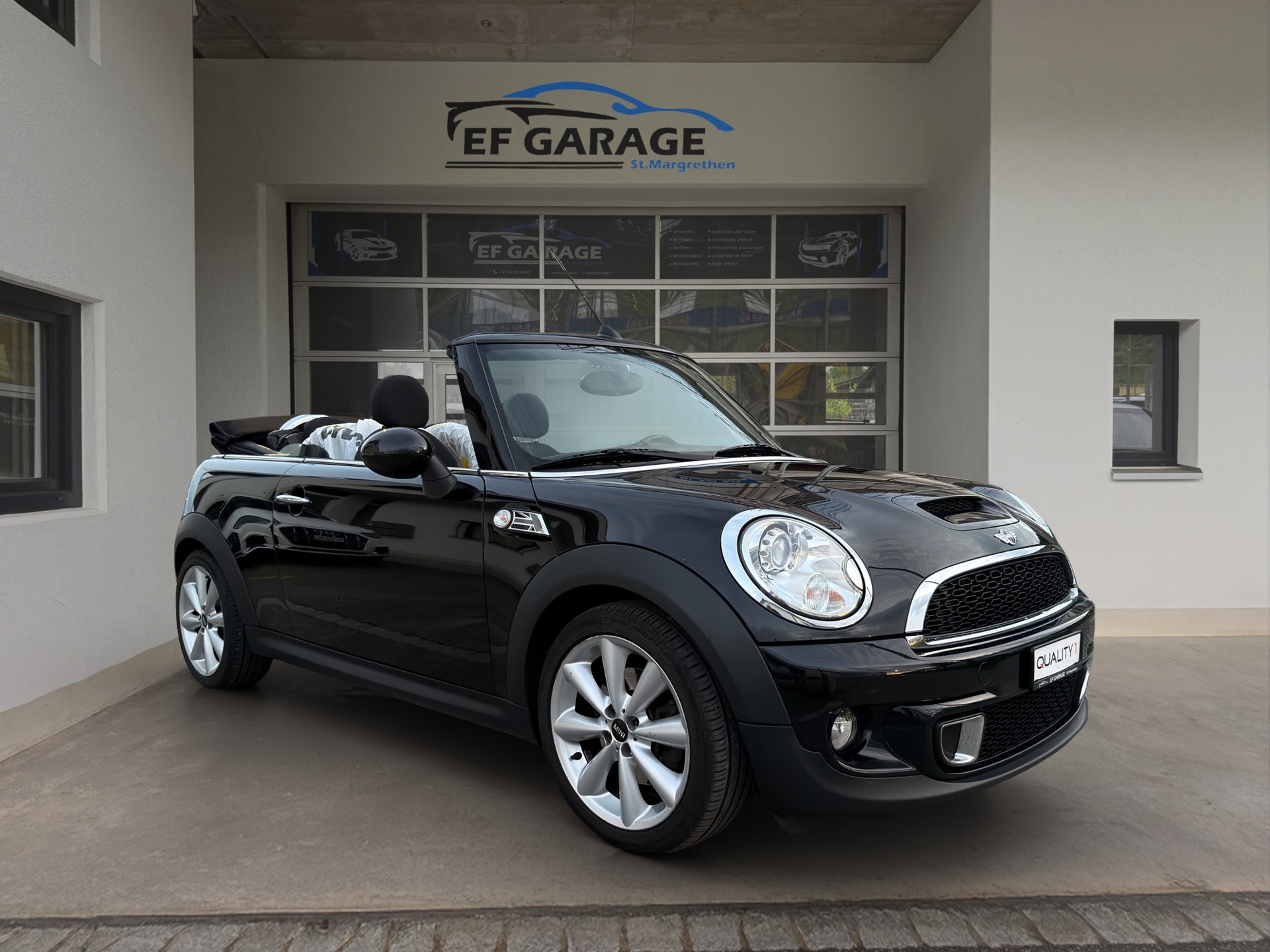 MINI Cooper S Cabriolet-image-4