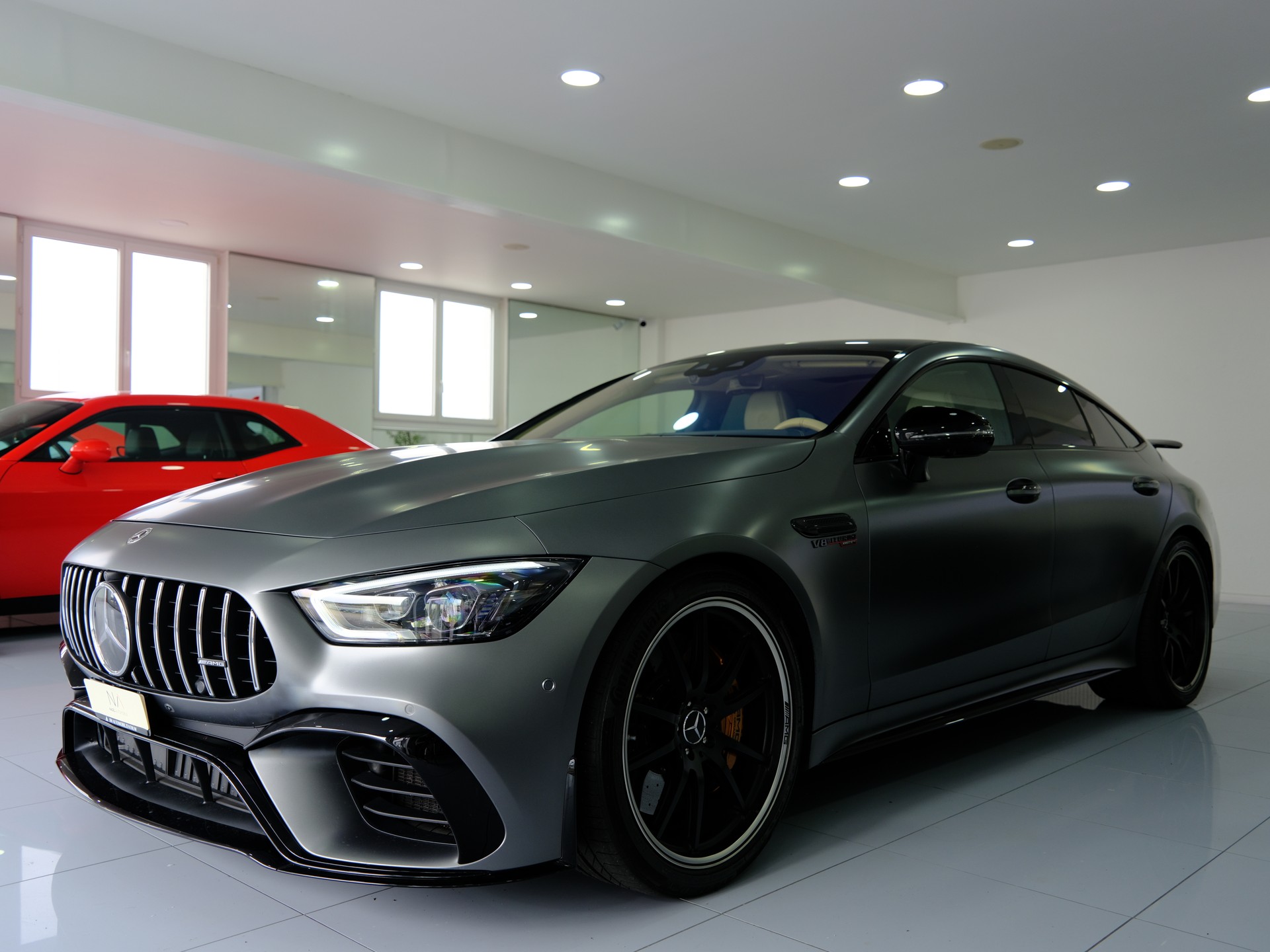 MERCEDES-BENZ AMG GT 4 63 S 4Matic+ *Sonderlackierung* *360° Kamera*-image-3