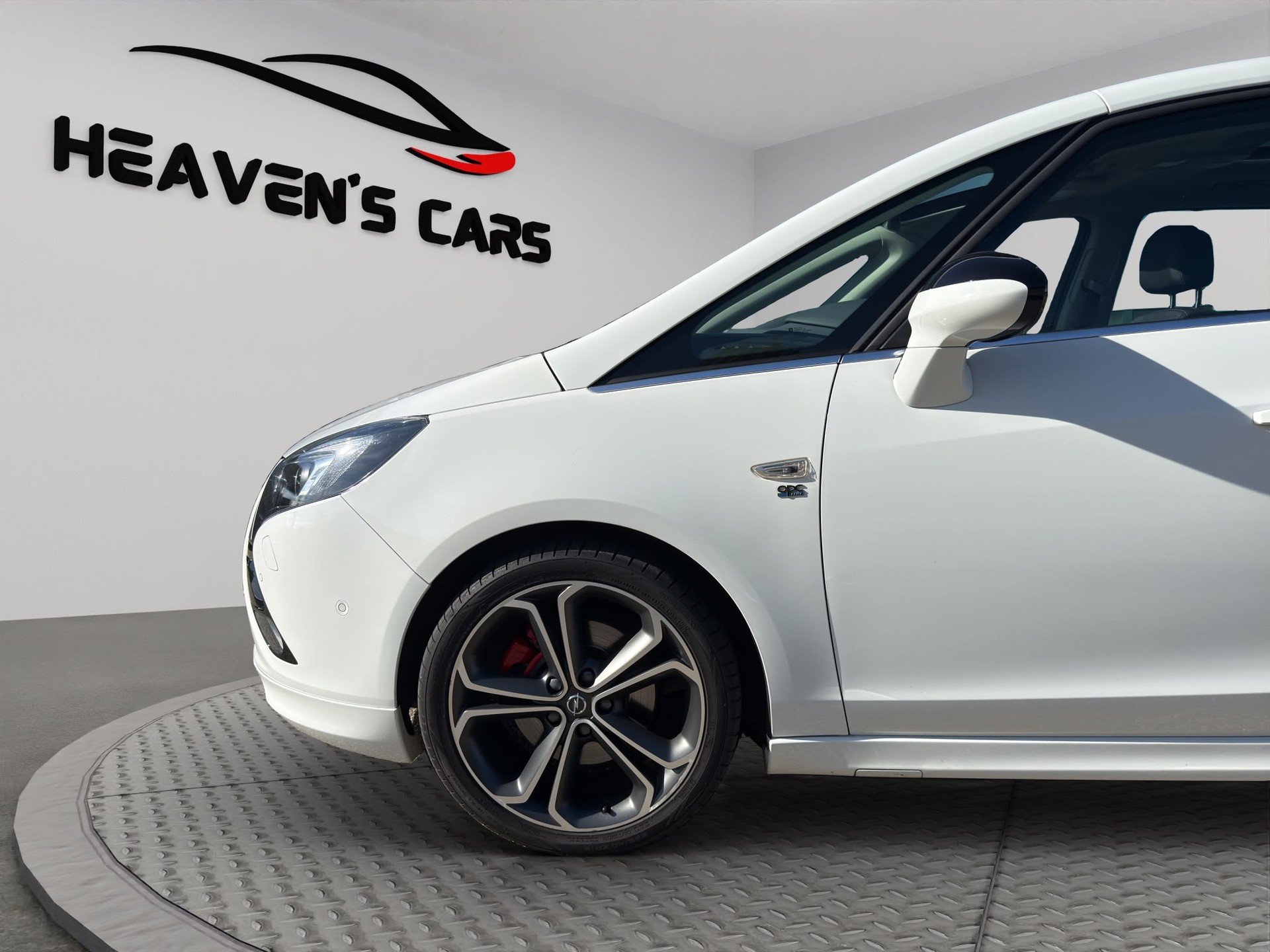 OPEL Zafira Tourer 2.0 CDTi BiTurbo Cosmo-image-9